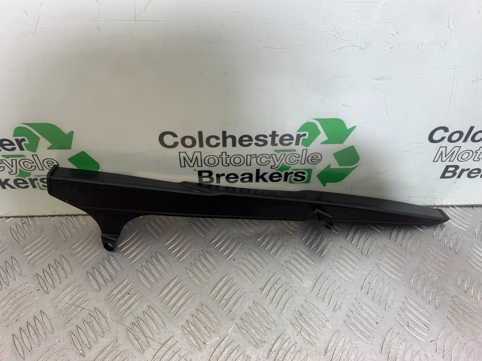 HONDA CBR1000 rr FIREBLADE CHAIN GUARD YEAR 2012-2016 (CMB1198)