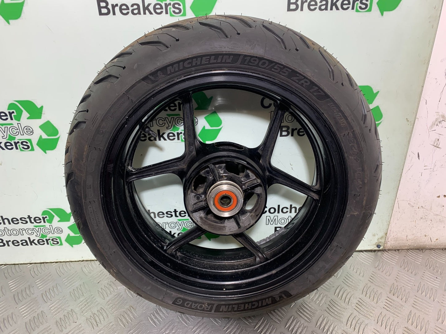 KAWASAKI ZX10R ZX10 R REAR WHEEL (NEW TYRE)  2008-2010 (CMB1301)