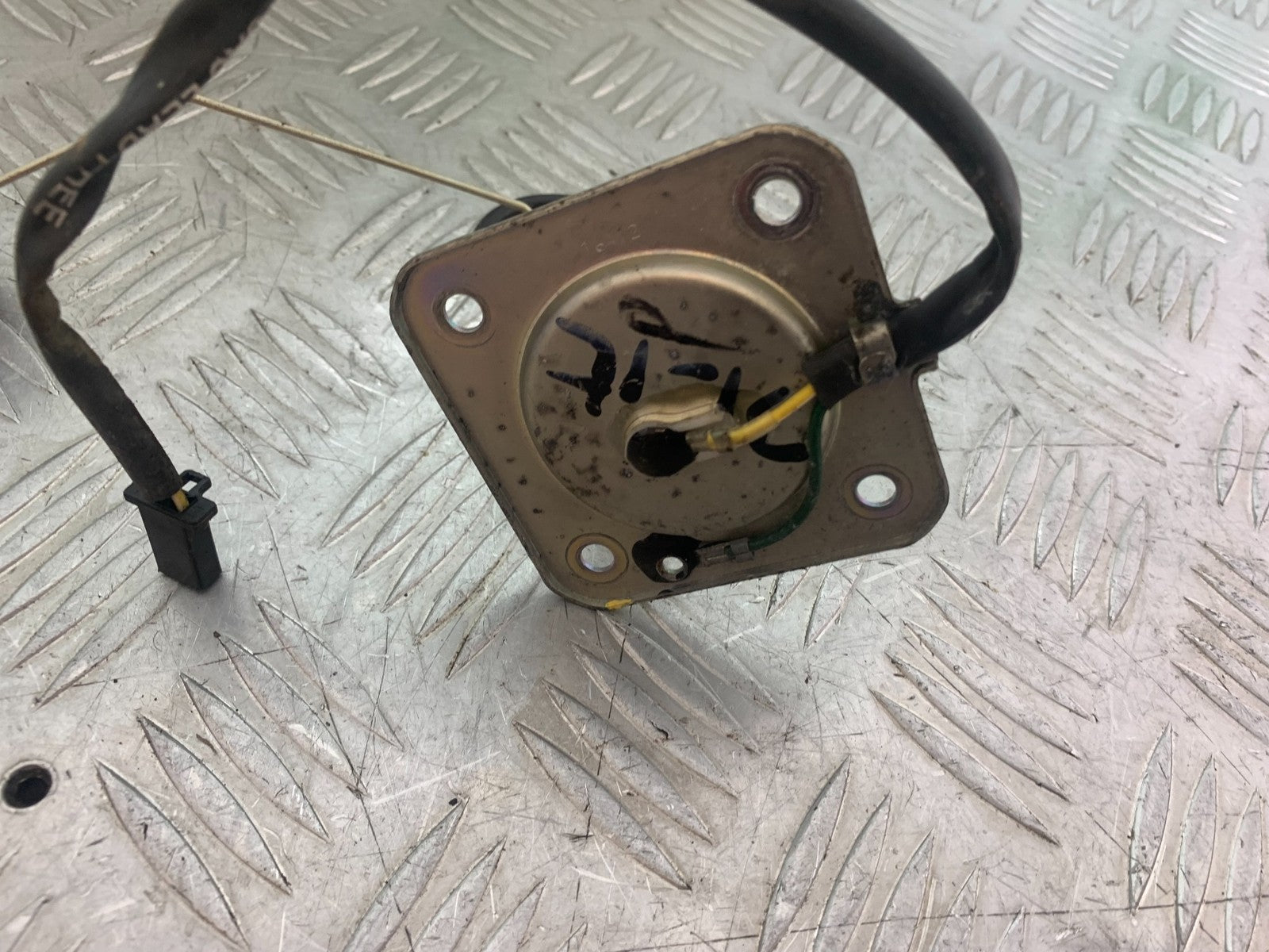 HONDA CBF125 CBF 125 PETROL TANK SENDER    YEAR 2009-14  (CMB1172)