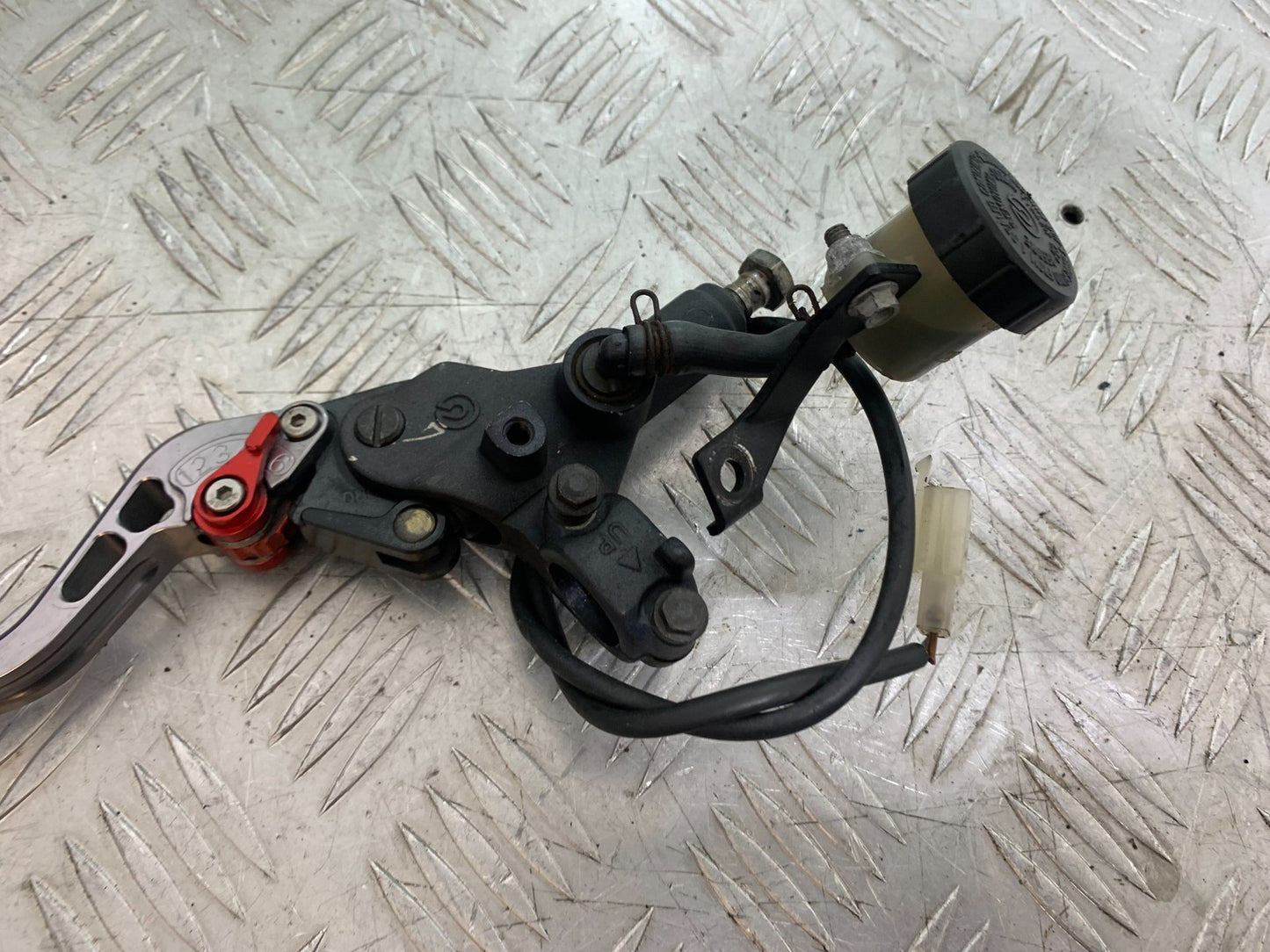 APRILIA RSV1000 RSV 1000 MILLE CLUTCH MASTER CYLINDER 1998- 2003 (CMB1184)
