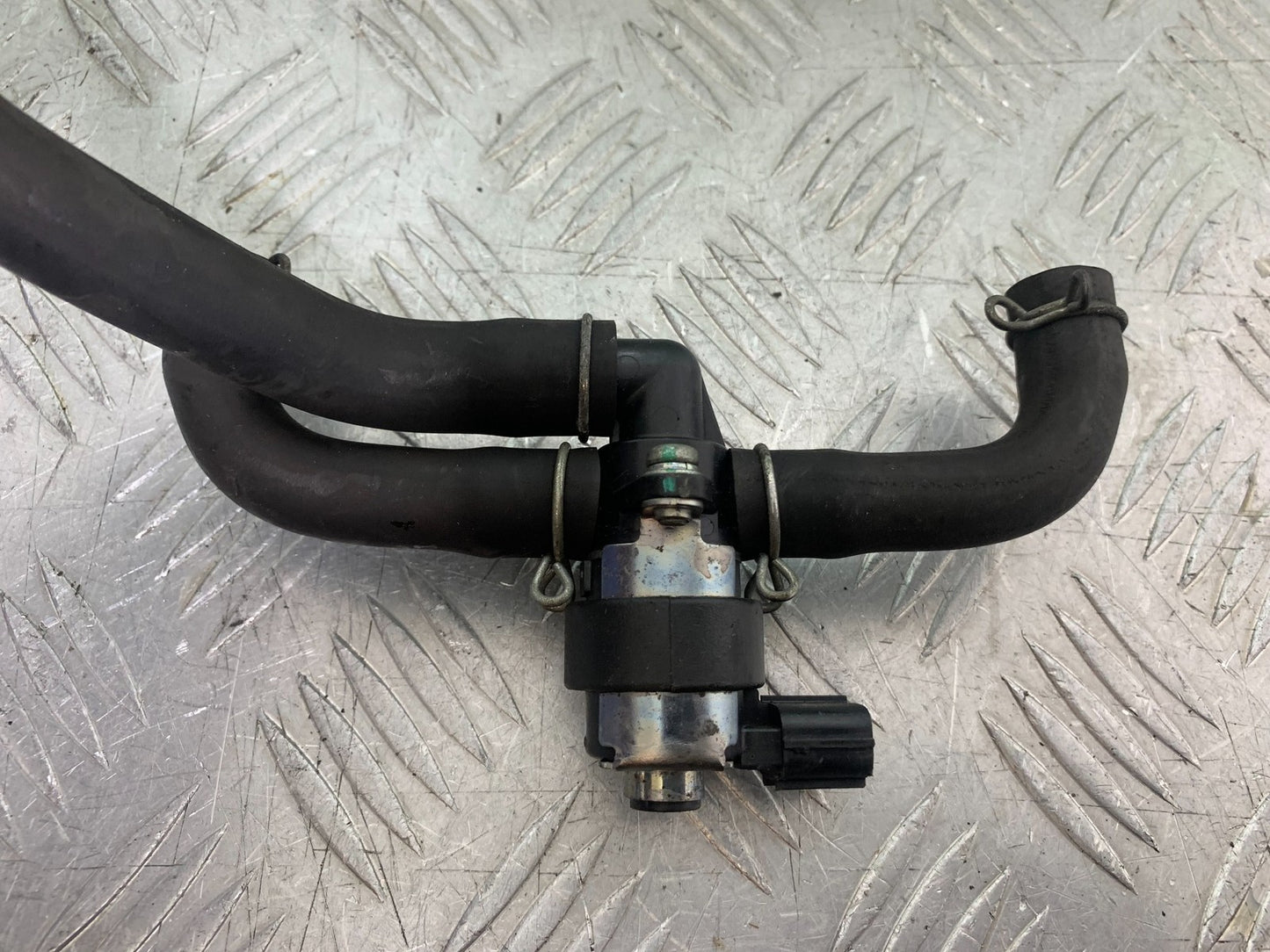 HONDA CBR1000 rr FIREBLADE AIR VALVE   2012-2016 (CMB1280)