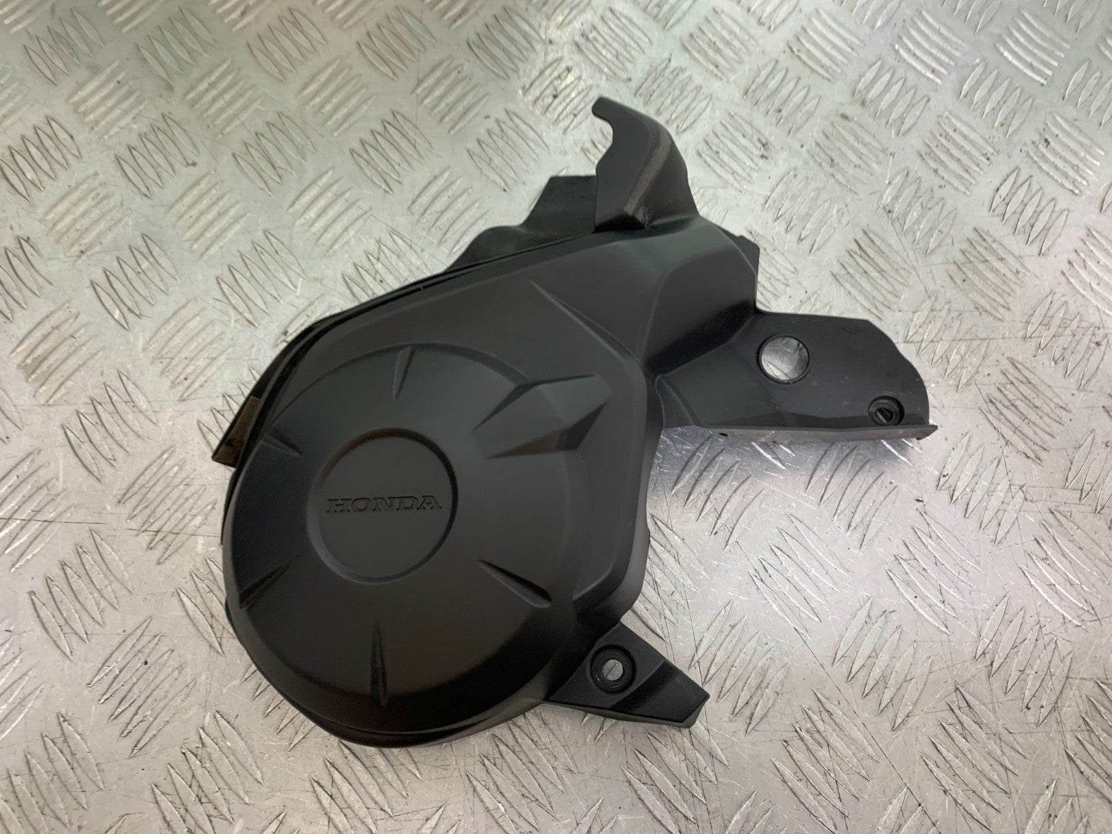 HONDA CBR1000 RR GENERATOR COVER  YEAR  2008-2011 (CMB1330)