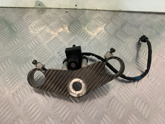 HONDA CBR 400 NC23 TRI-ARM TOP YOKE  YEAR 1987-89 (STOCK 969)