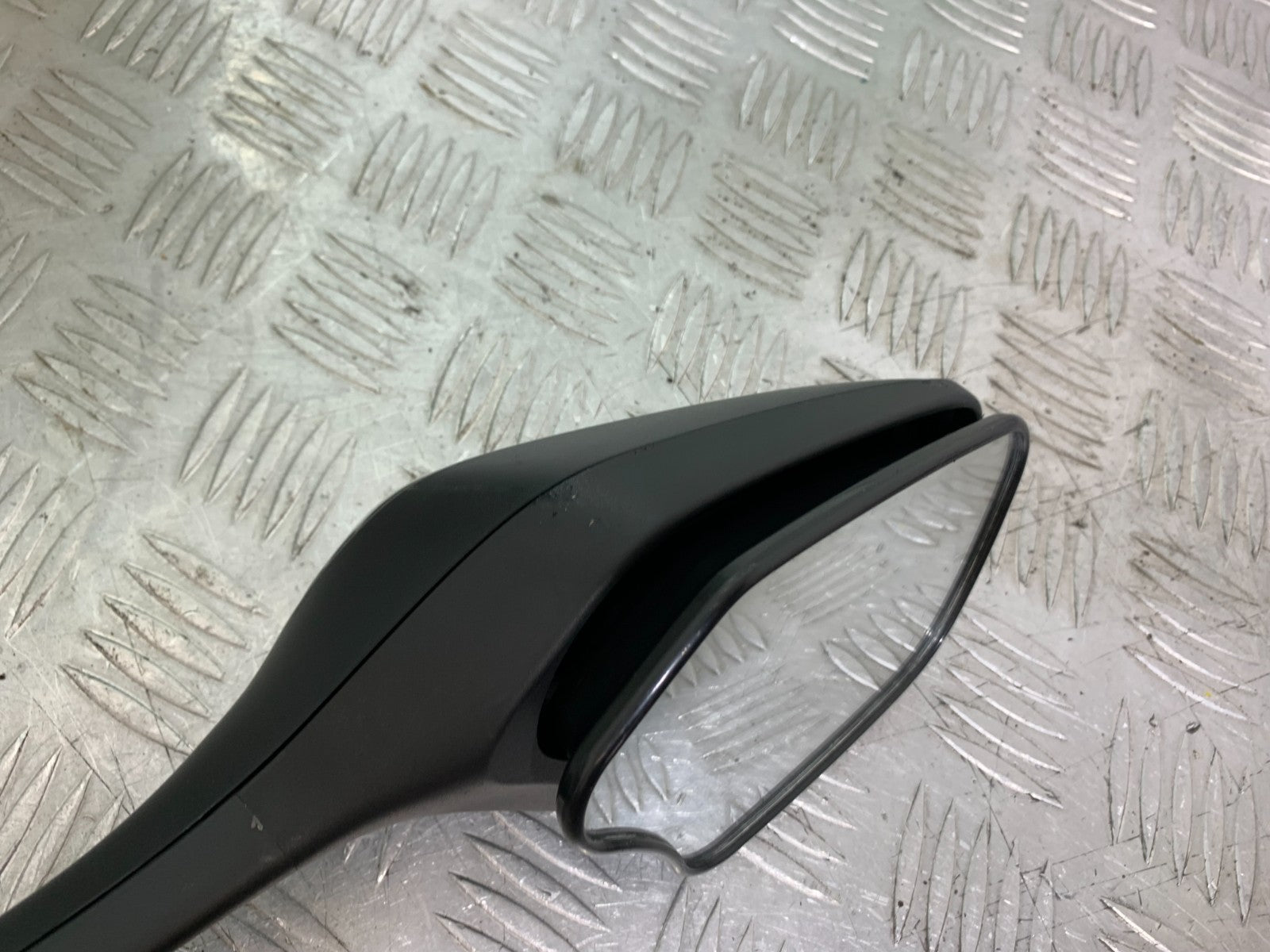 HONDA CBR1000 RR RIGHT MIRROR  YEAR  2008-2011 (CMB1330) GENUINE HONDA
