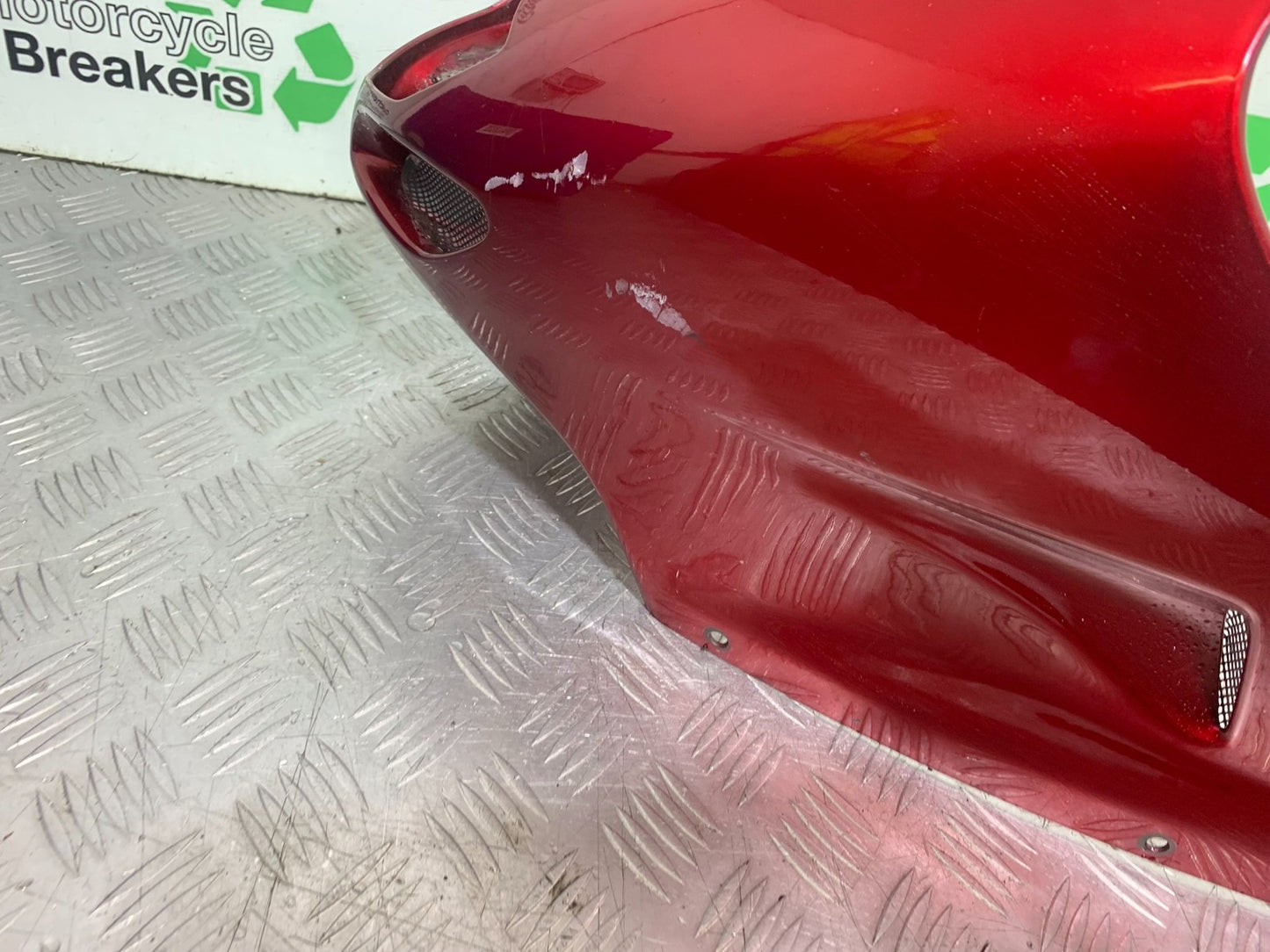 HONDA CBR1100 BLACKBIRD TOP FAIRING (DAMAGED) YEAR 1999-2005 (CMB1232)