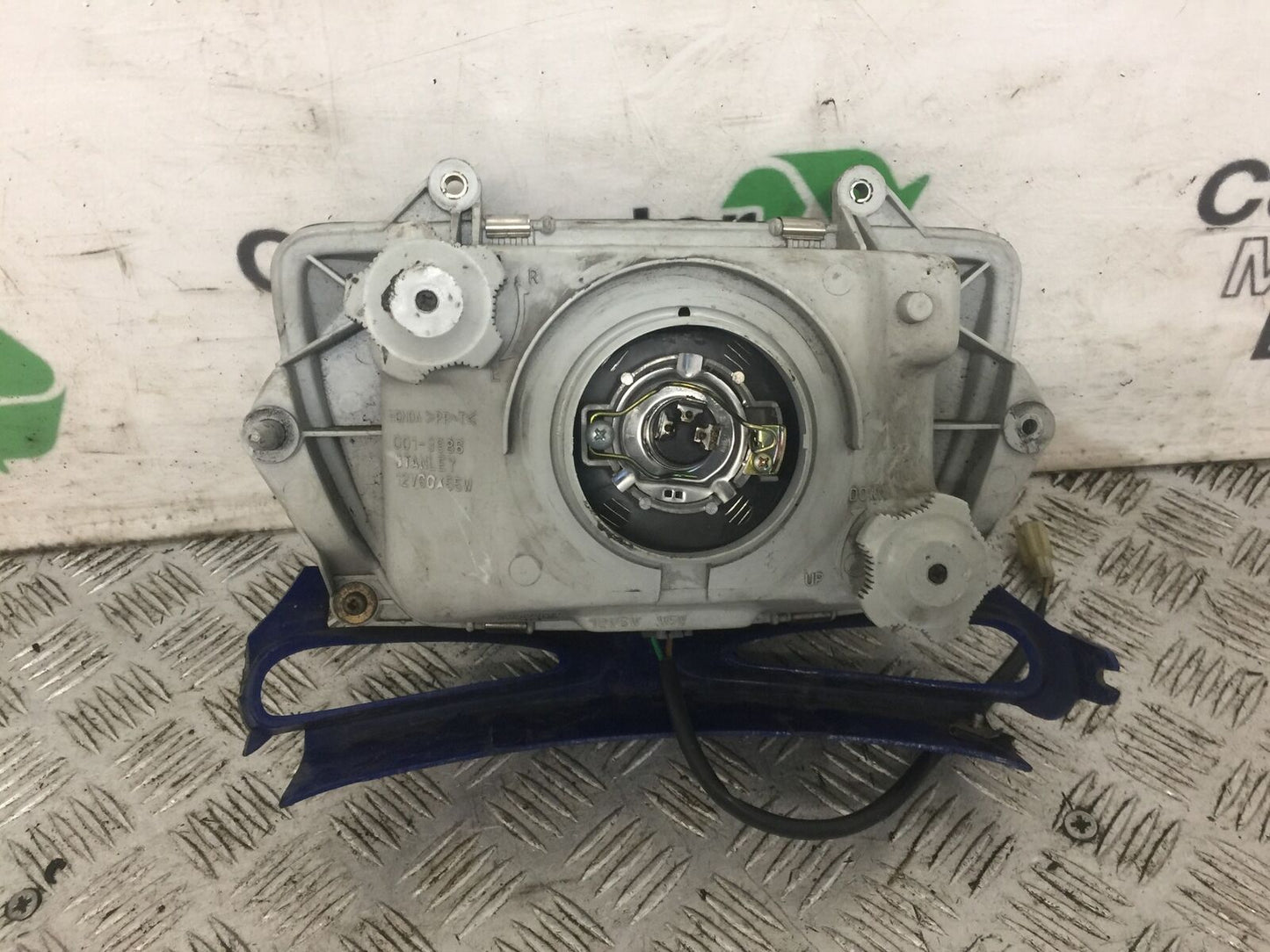 HONDA CBR600 CBR 600 HEADLIGHT  YEAR 1996 (STOCK 798)