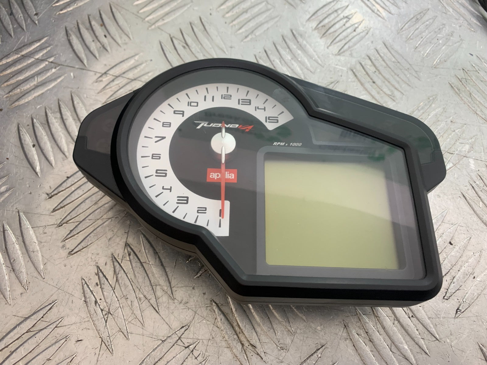 APRILIA TUONO 1000 V4R CLOCKS SPEEDO DASH  YEAR 2011-13  (CMB1331)