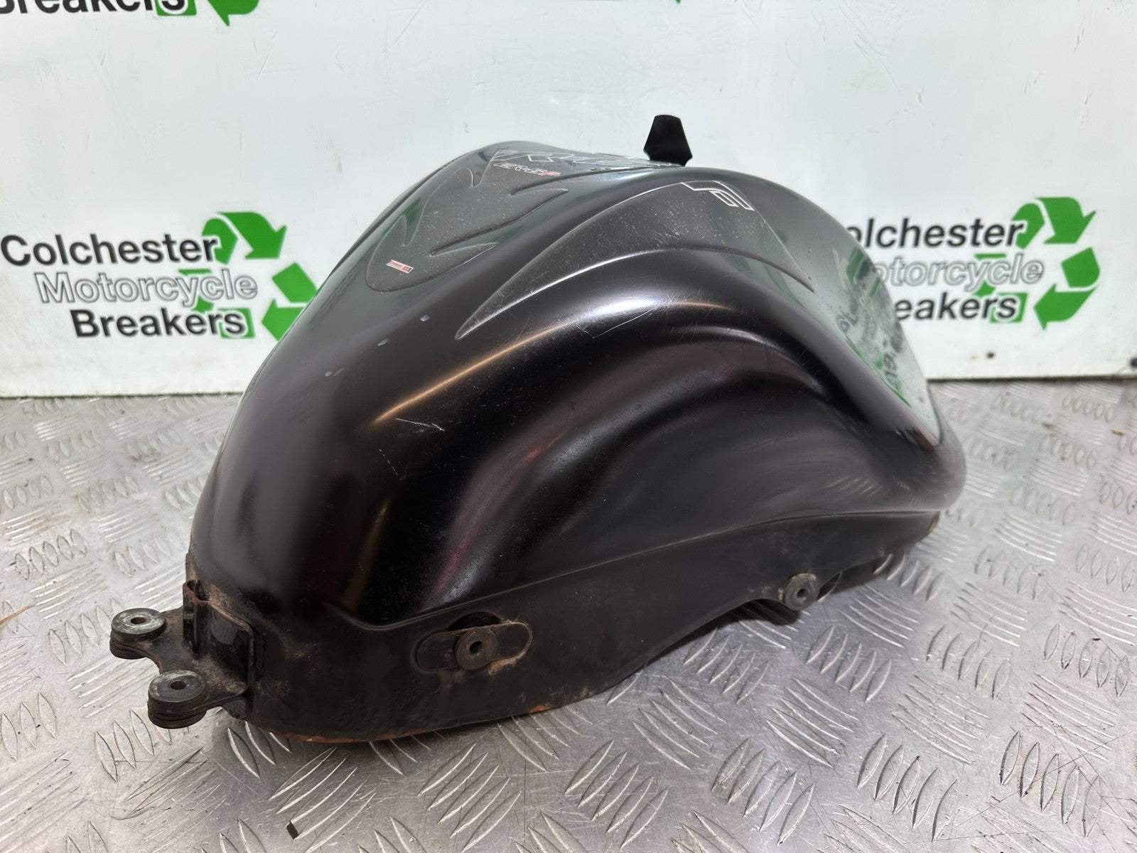 KAWASAKI ER6 F ER6F PETROL FUEL TANK YEAR 2005-2008 (CMB1178)