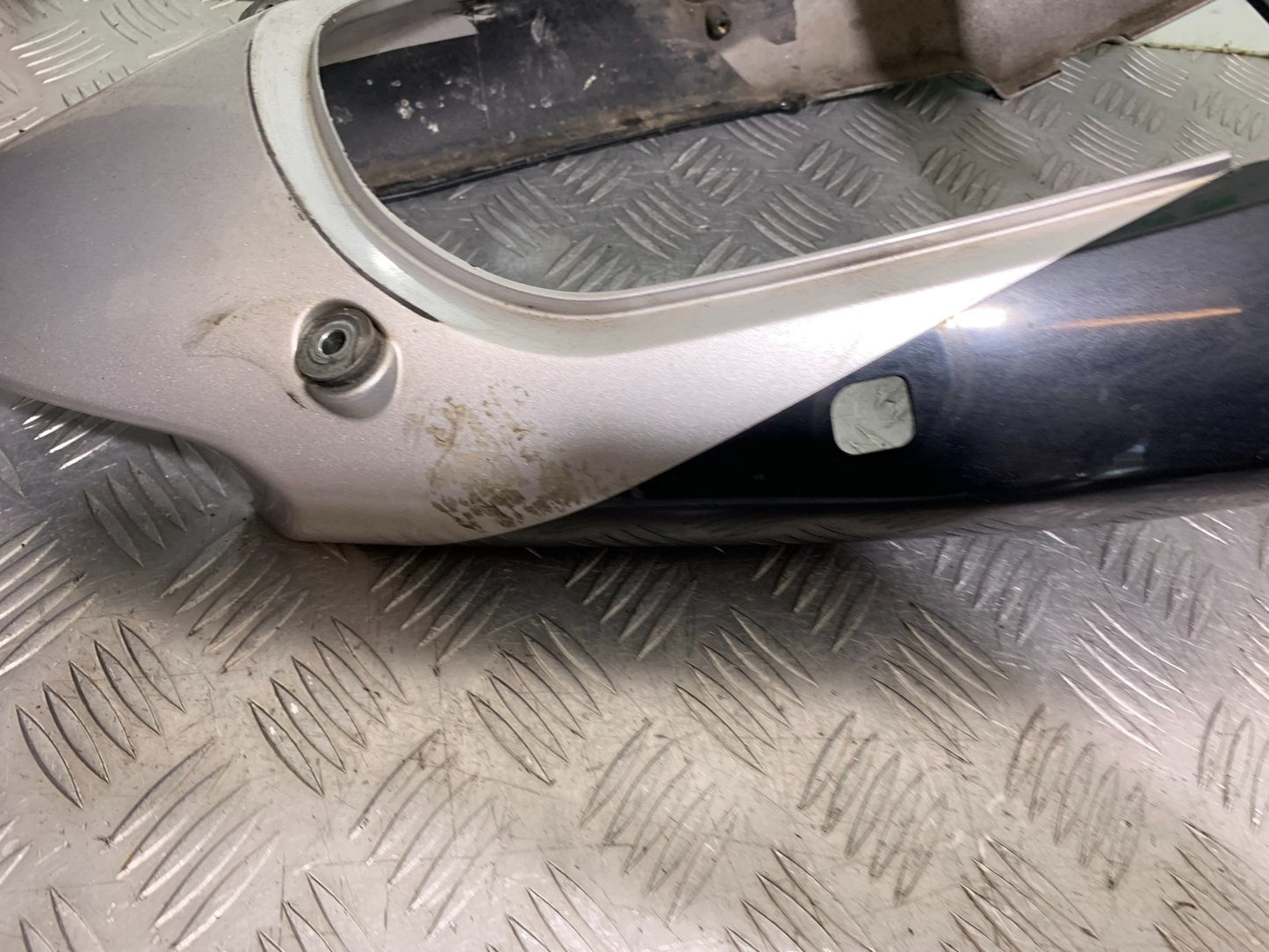 KAWASAKI ZX6R ZX6 J TAIL PIECE SEAT UNIT   YEAR 2000 (CMB1312)
