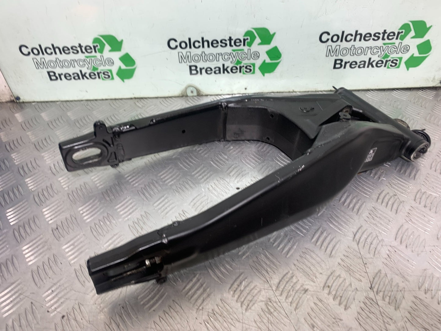 YAMAHA XSR900 XSR 900 SWINGARM YEAR 2022-2024 (CMB1215)