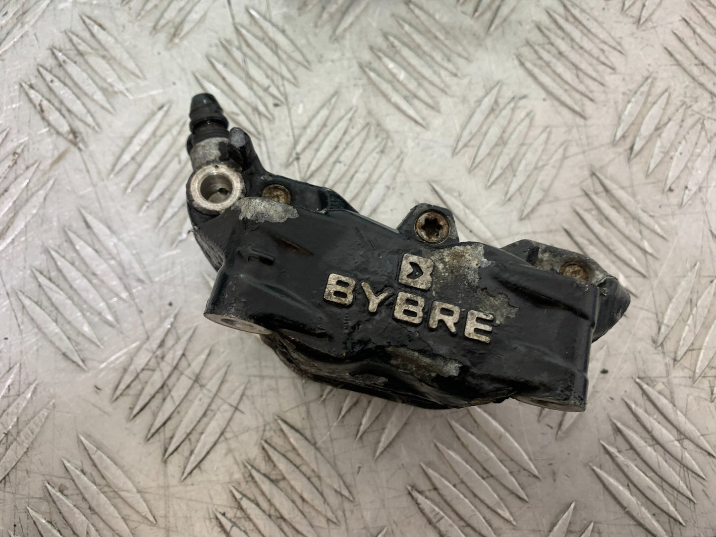 KTM DUKE 125 FRONT BRAKE CALIPER  YEAR 2012-2016 (CMB1317)