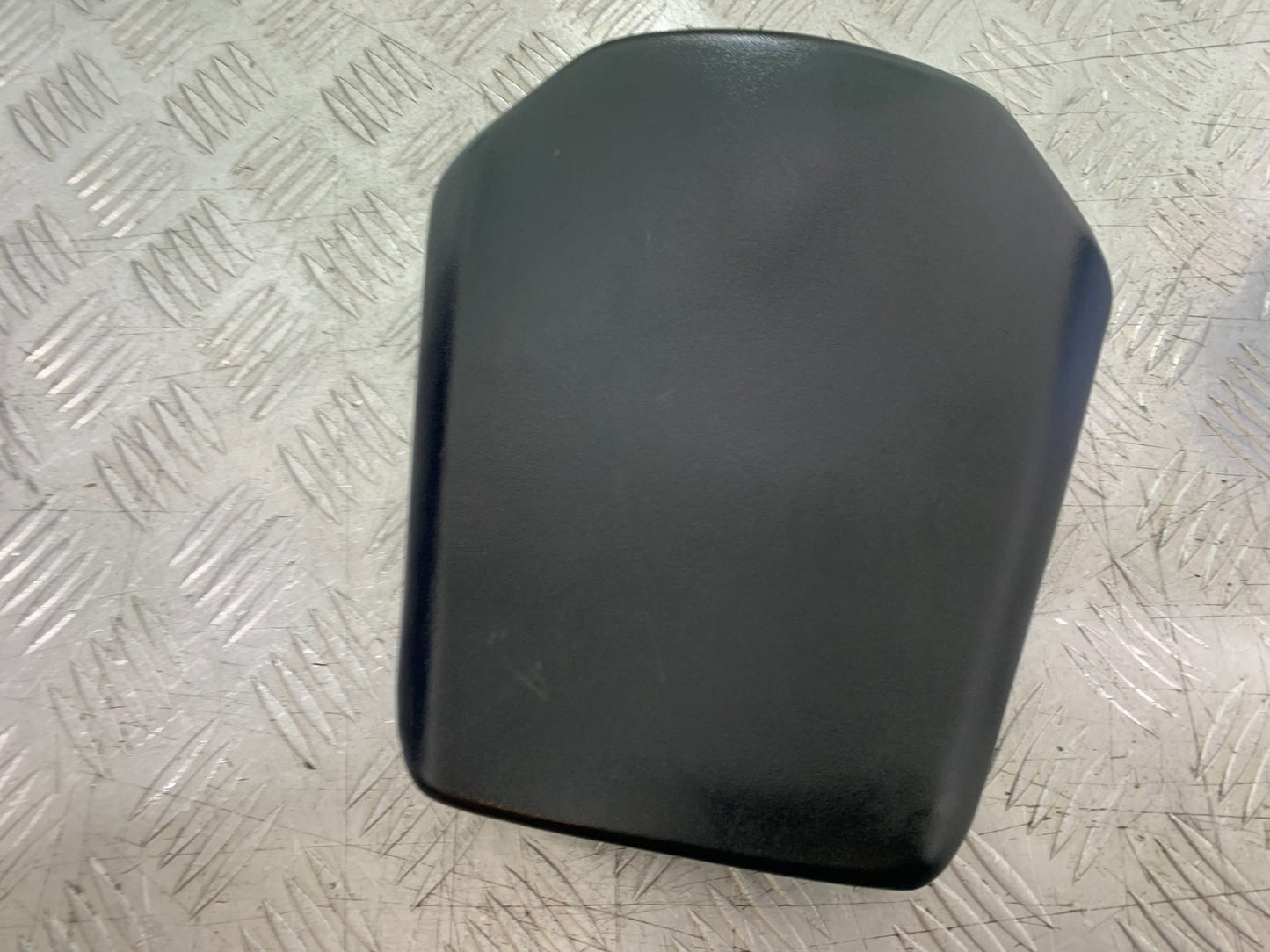 HONDA CBR1000 rr FIREBLADE REAR SEAT  2008-2011 (CMB1253)