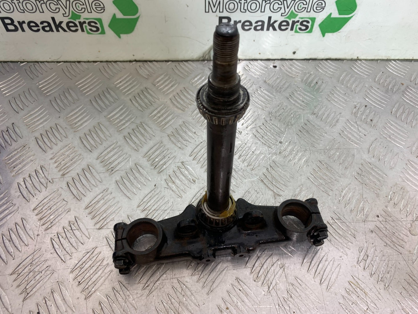 KAWASAKI KLR250 KLR 250 BOTTOM YOKE  YEAR 1984-2001 (CMB1225)