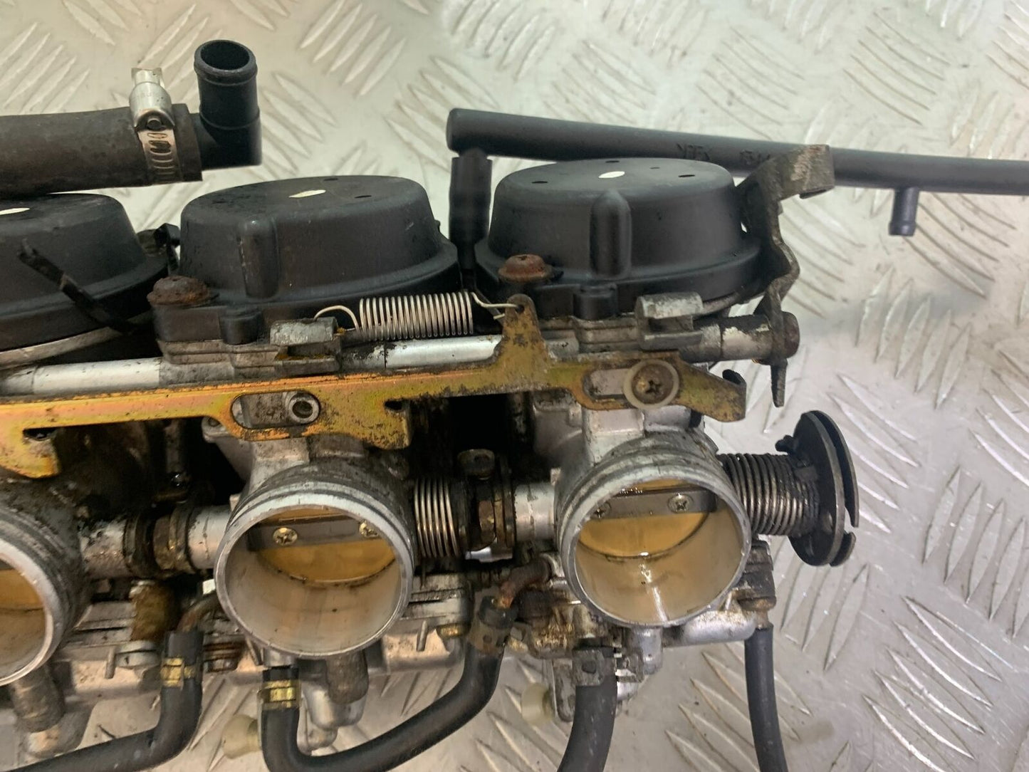 KAWASAKI ZX6R ZX636 CARBS YEAR 2002  (CMB1100)