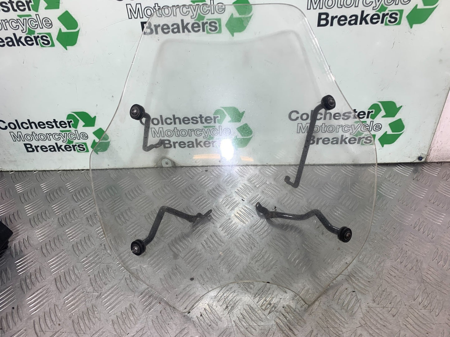 BMW R850 R R850R SCREEN AND BRACKETS   YEAR 1994-2002 (CMB1170)