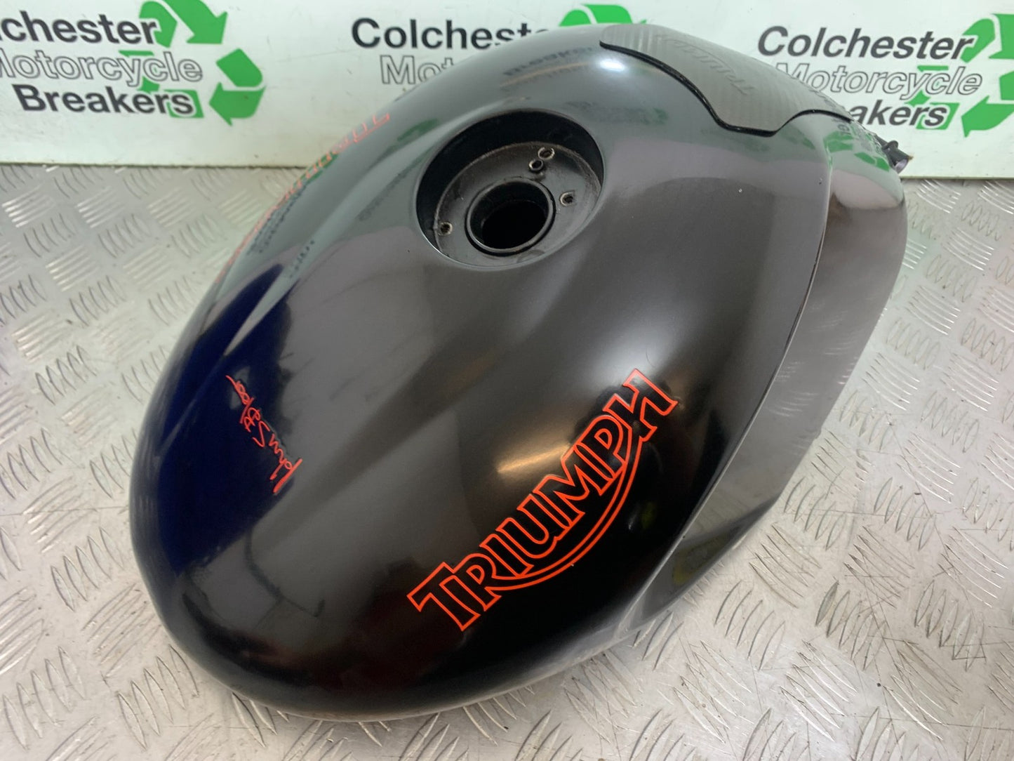 TRIUMPH SPEED TRIPLE R 1050 PETROL TANK 2009 (CMB1183)