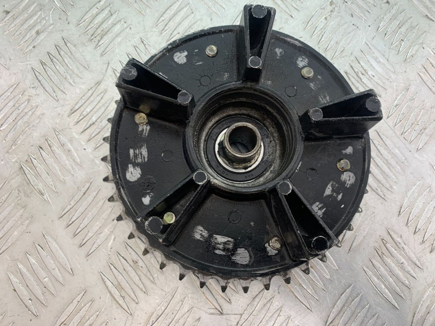 YAMAHA FJ1100 FJ 1100 SPROCET CARRIER  YEAR 1984-1985 (CMB1101)