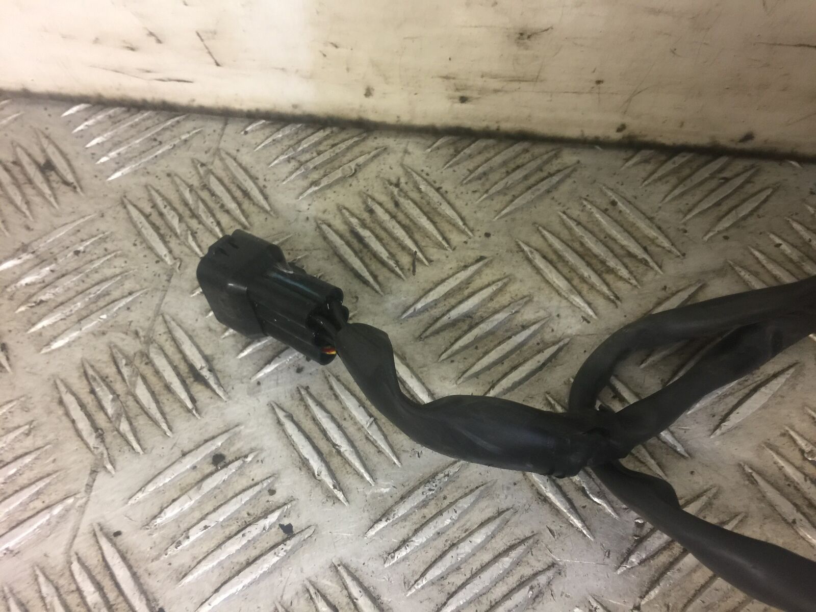 KAWASAKI ER6 N RIGHT SWITCH GEAR YEAR 2012-2015 (STOCK 568)