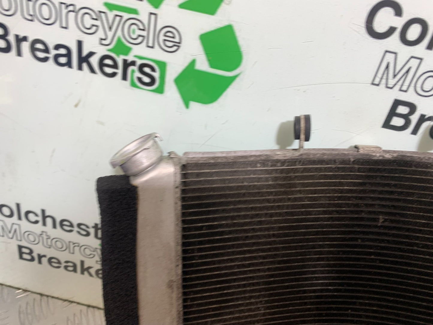 KAWASAKI ZX10R ZX10 R RADIATOR    2008-2010 (CMB1301)