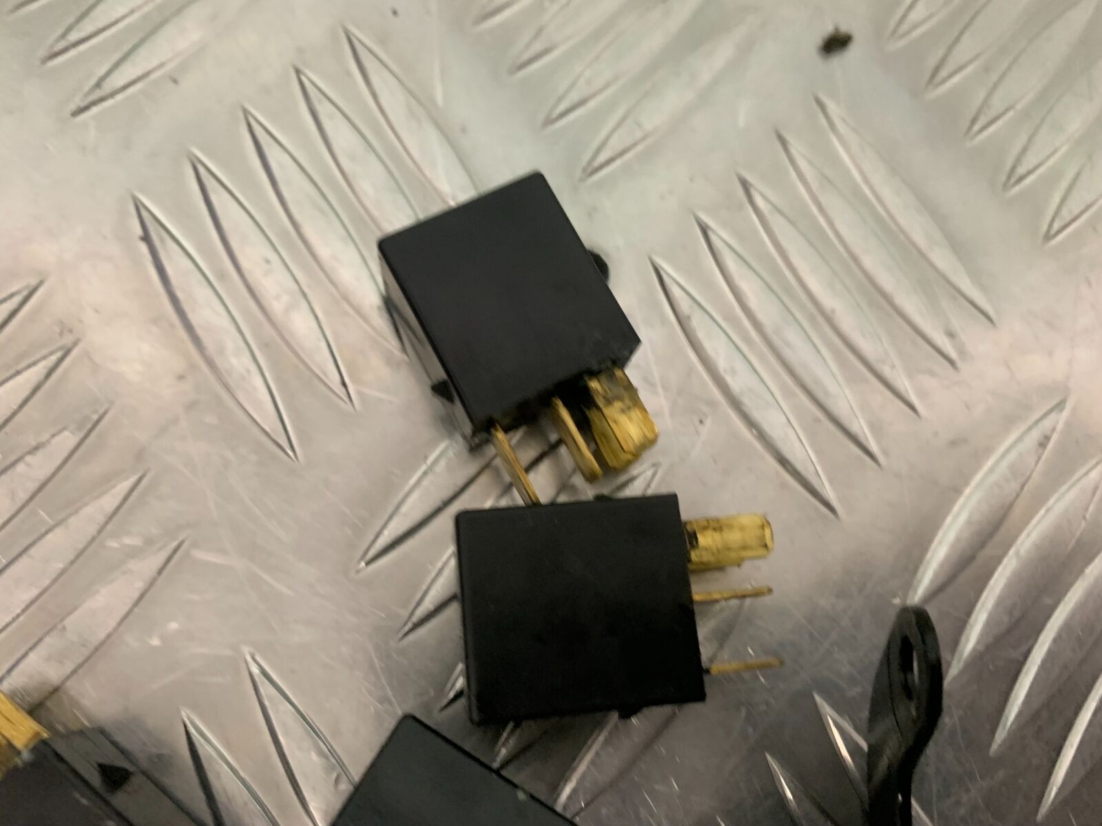 TRIUMPH TIGER 800 XCX RELAYS   YEAR 2015-2017  (STOCK 966)