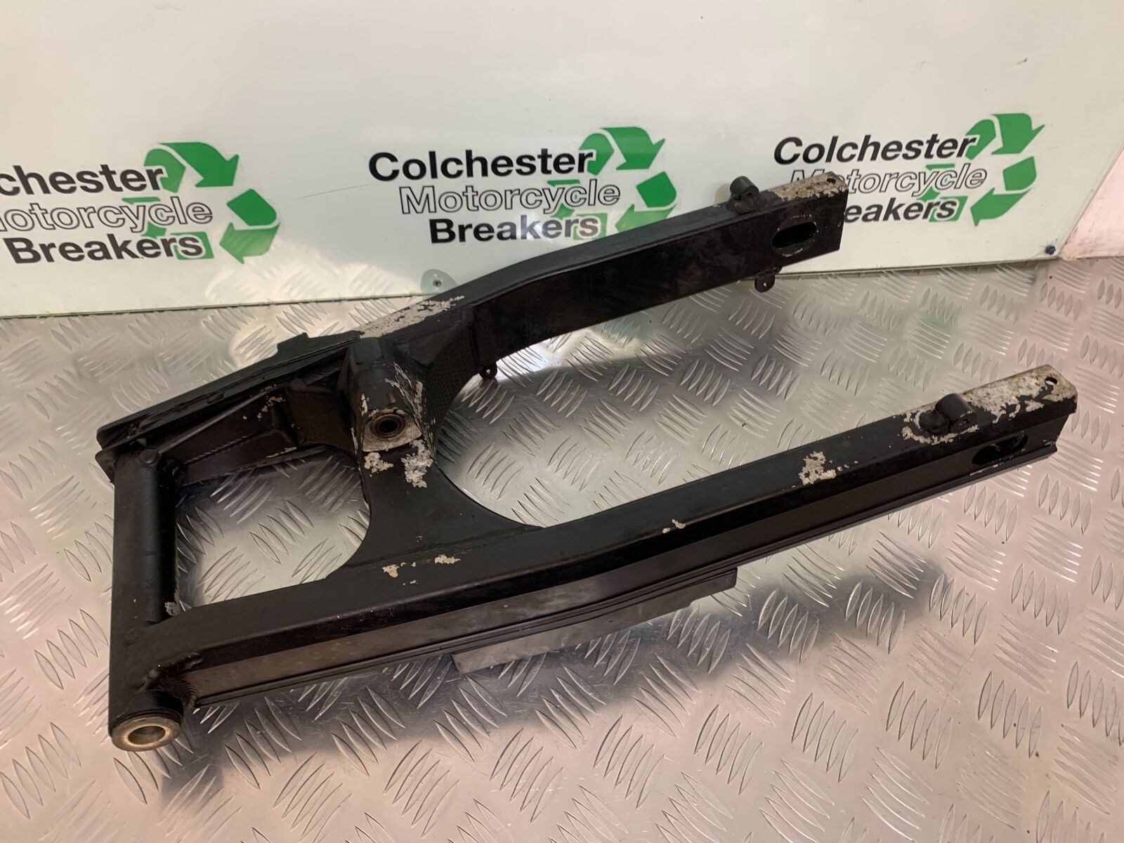 SUZUKI DL 650 V-STROM SWINGARM  YEAR 2006 2011 (STOCK 954)