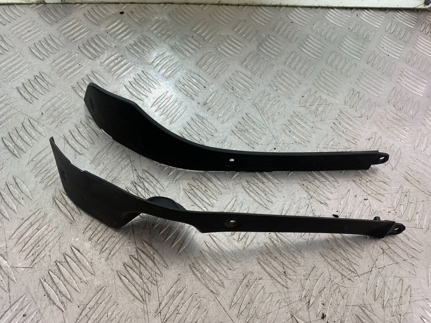 SUZUKI RF900 RF 900 LEFT AND RIGHT SIDE TRIM YEAR 1994-1999 CMB1326
