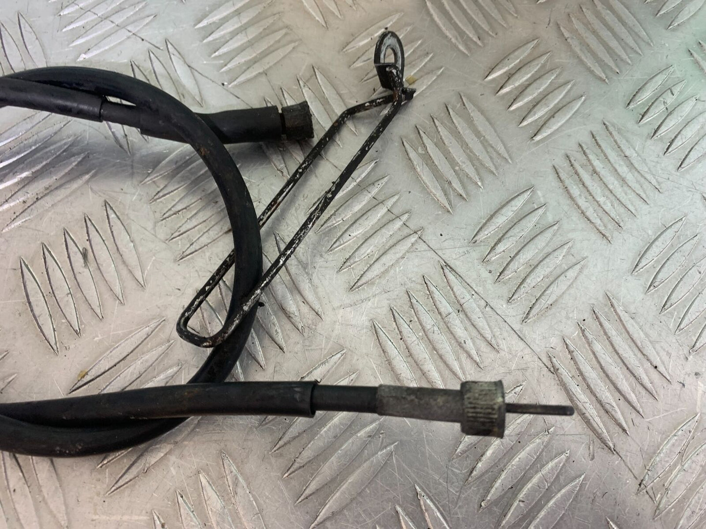 YAMAHA YZF600 YZF 600 THUNDERCAT SPEEDO CABLE  1996-2003 (CMB1134)