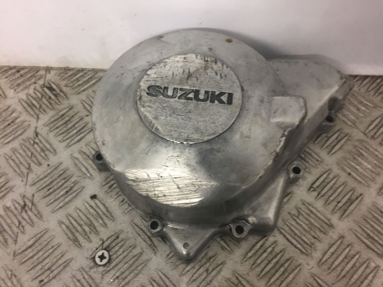 SUZUKI GSX550 ES GSX 550 ES GENERATOR COVER  YEAR 1985