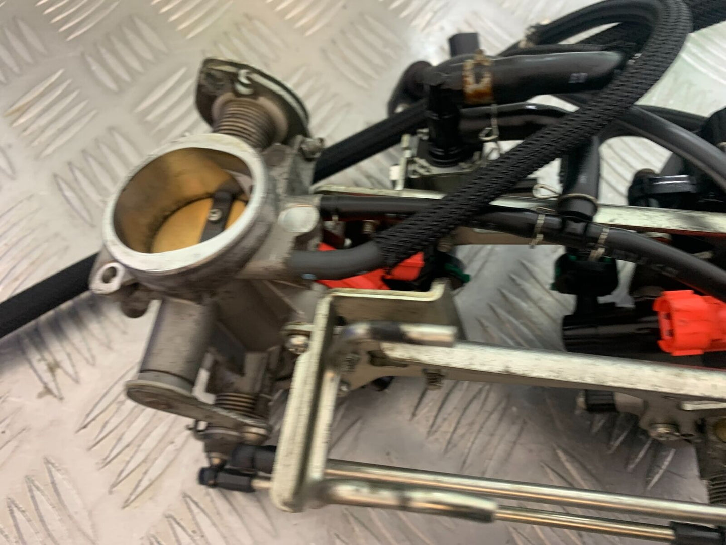 SUZUKI DL 650 V-STROM THROTTLE BODIES  YEAR 2020 (CMB1117)