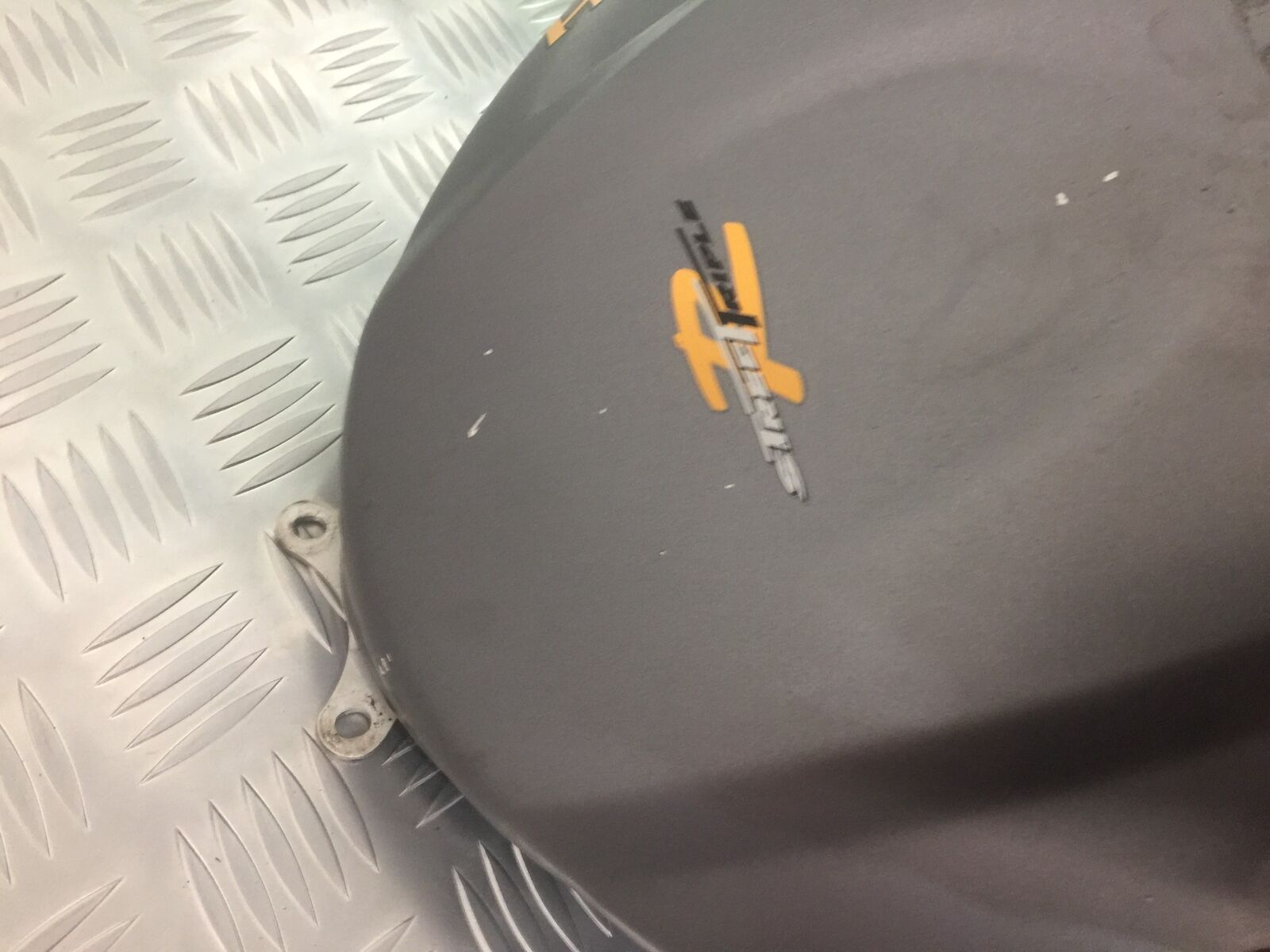 TRIUMPH STREET TRIPLE 675 R PETROL TANK  YEAR 2009 (STOCK 918)