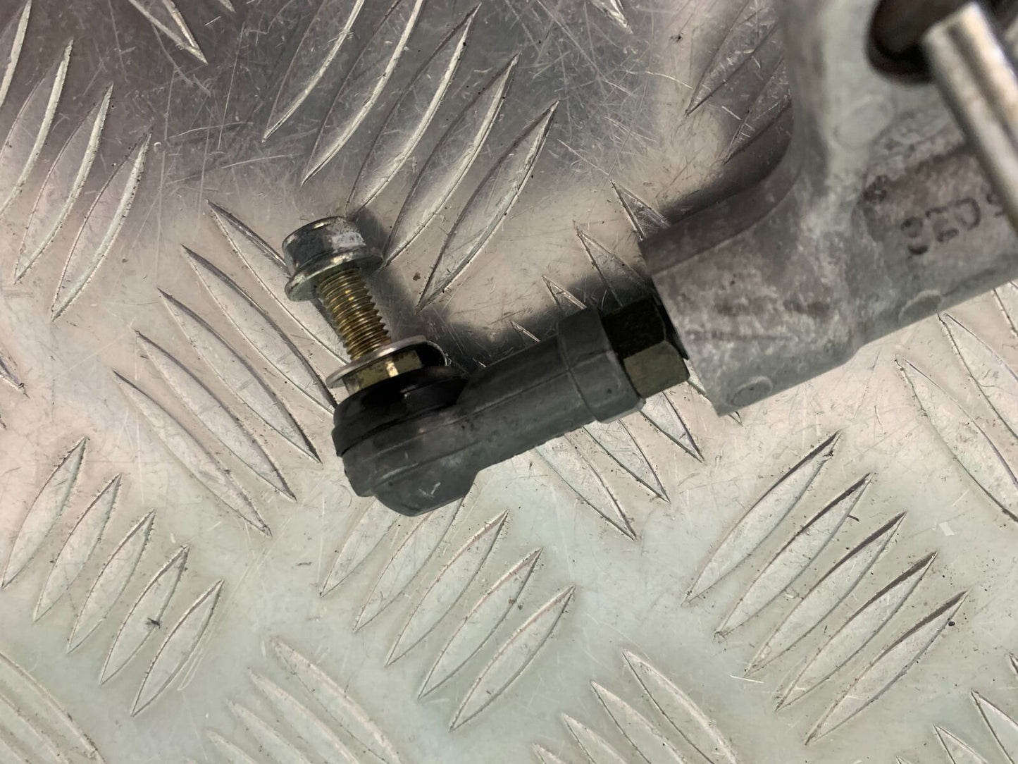 SUZUKI SV1000 SV 1000 K4 STEERING DAMPER   YEAR 2004 (STOCK 990)