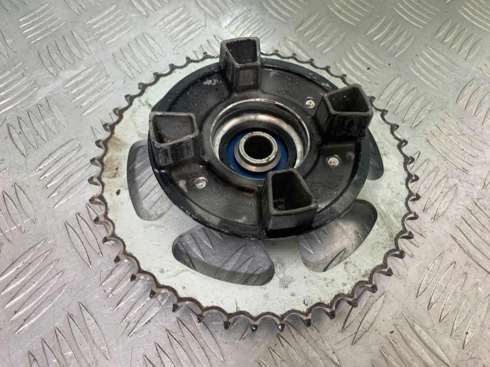 KAWASAKI ER6 F SPROCKET CARRIER  YEAR 2005-2008 (CMB1098)