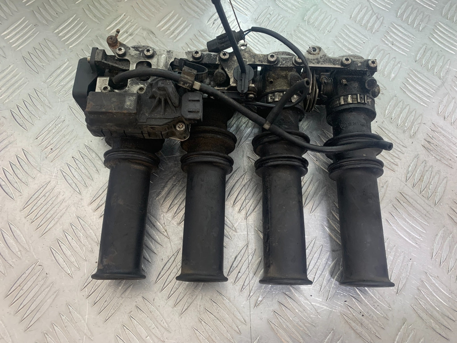 BMW K1200 K 1200 LT THROTTLE BODIES   YEAR 1999-07 (CMB1138)