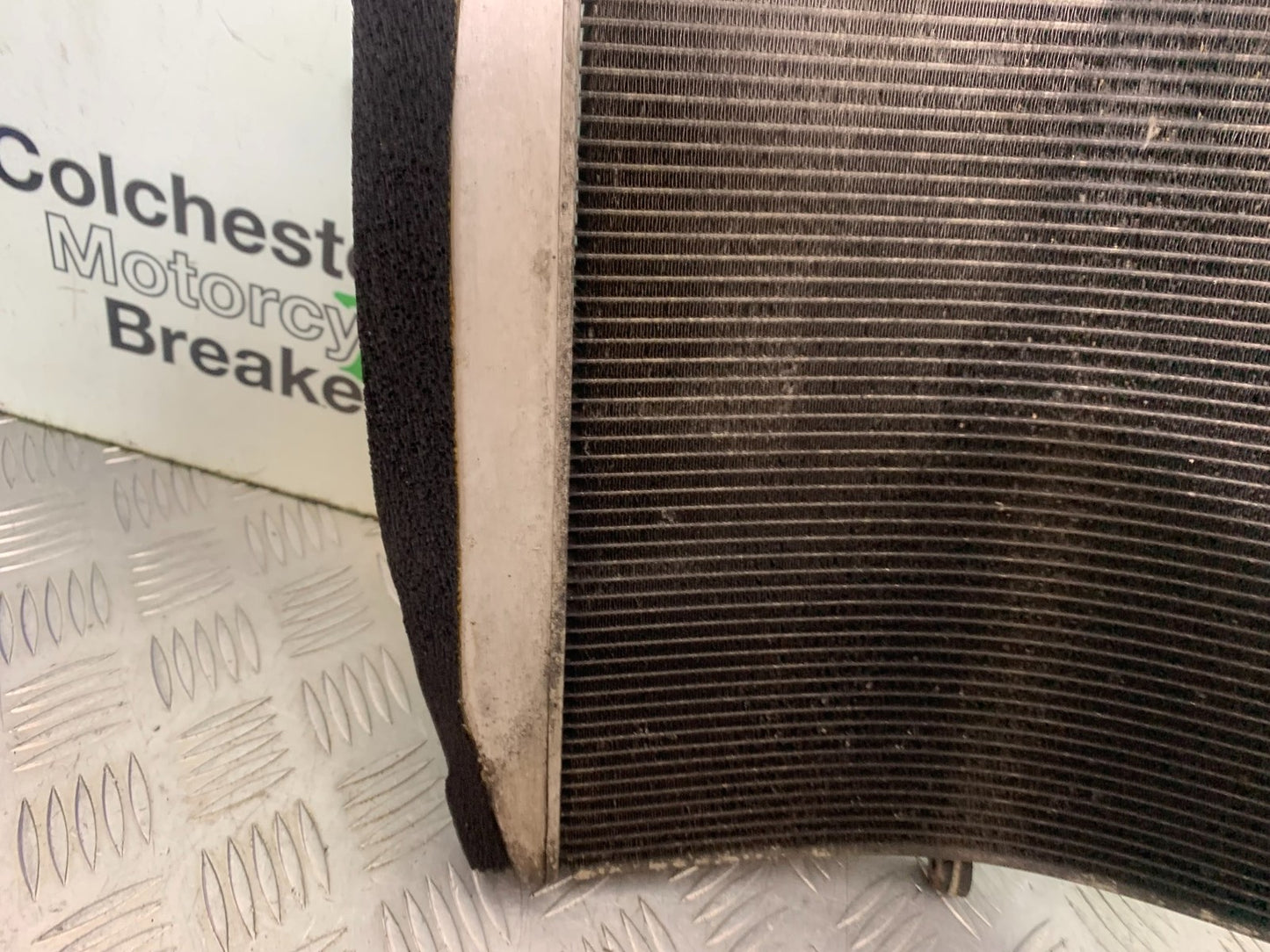 KAWASAKI ZX10R ZX10 R RADIATOR    2008-2010 (CMB1301)