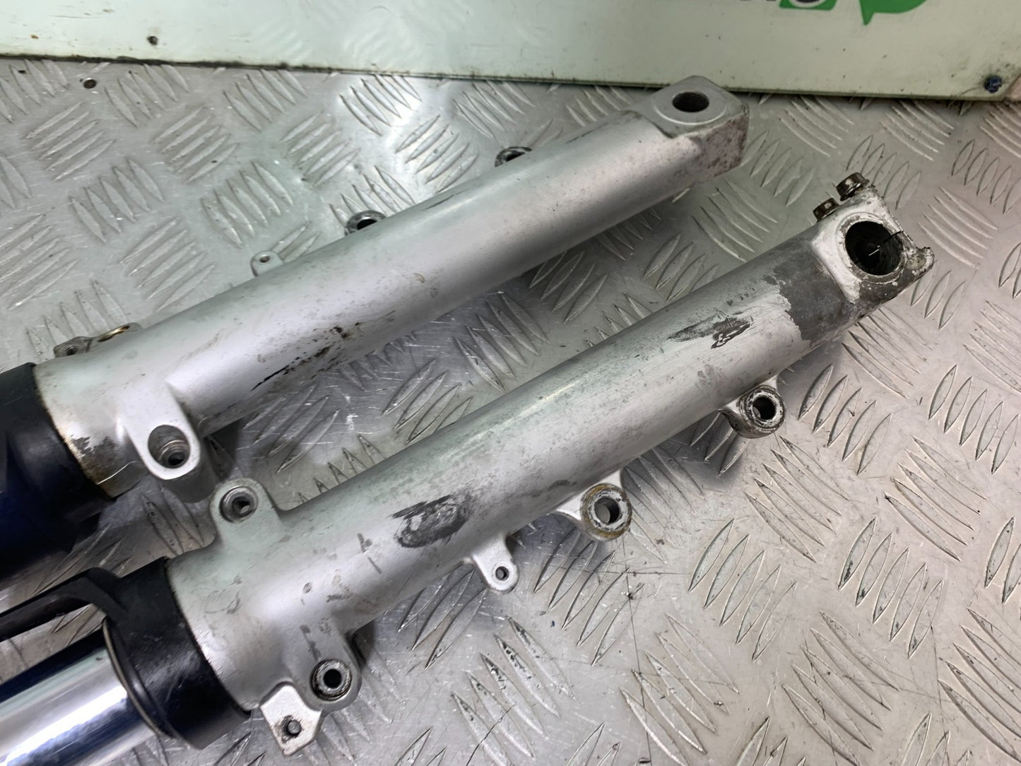 SUZUKI GSF1200 GSF 1200 BANDIT FORKS  YEAR 2001-2004 (CMB1188)