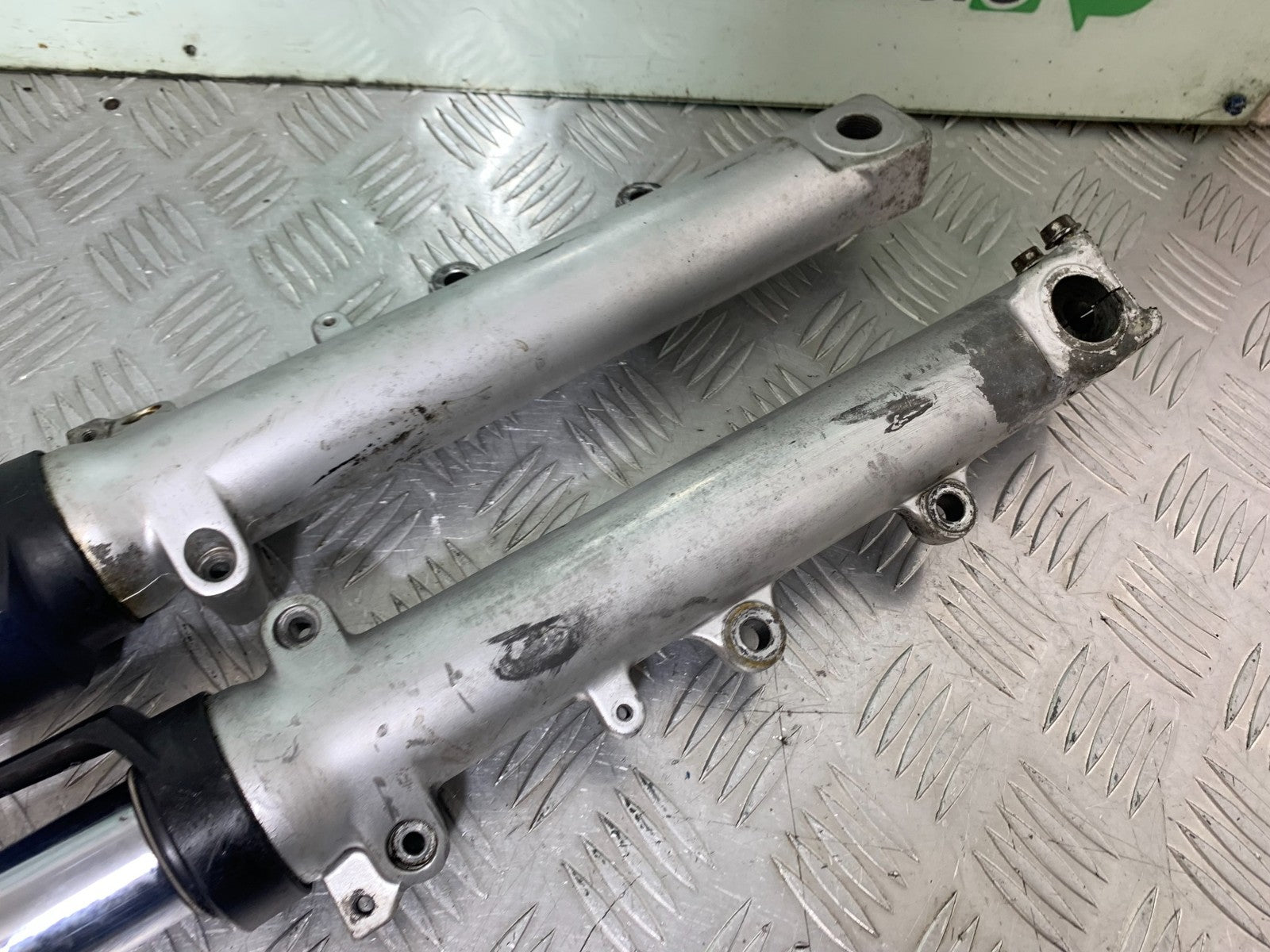 SUZUKI GSF1200 GSF 1200 BANDIT FORKS  YEAR 2001-2004 (CMB1188)