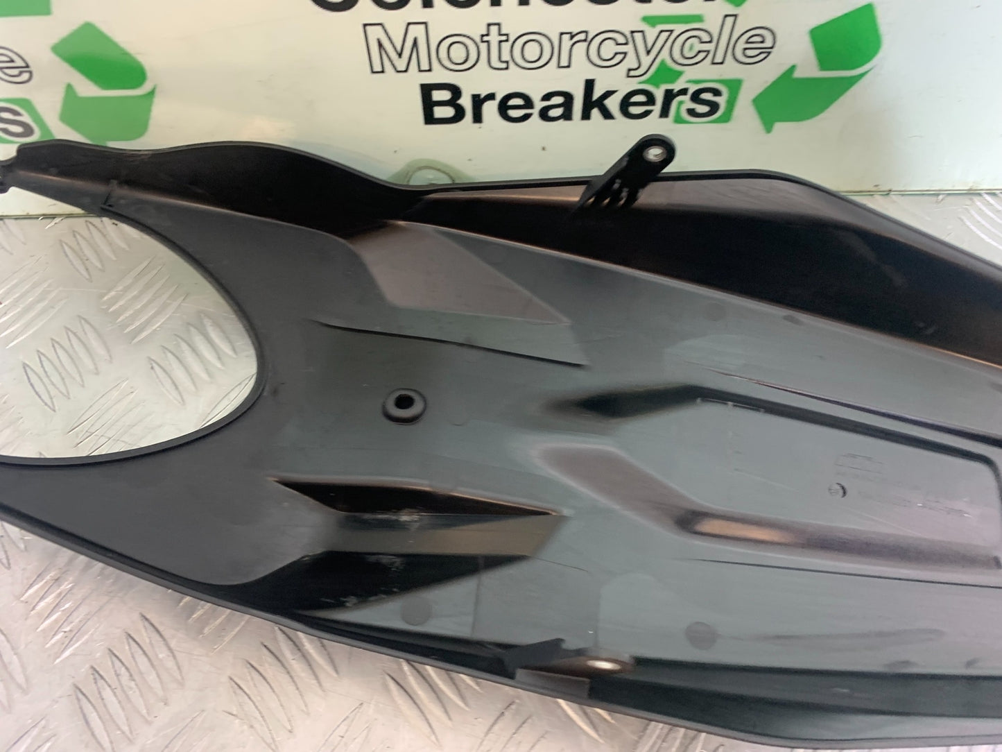 KTM 790 DUKE UNDERTRAY YEAR 2018-2021  (CMB11150)