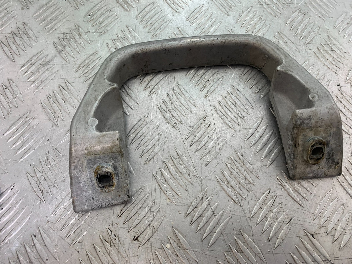 SUZUKI GSX1100 G GSX 1100 G GRAB RAIL  1991-1996 (CMB1283)