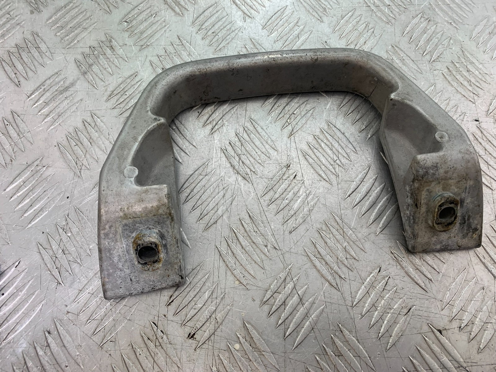 SUZUKI GSX1100 G GSX 1100 G GRAB RAIL  1991-1996 (CMB1283)