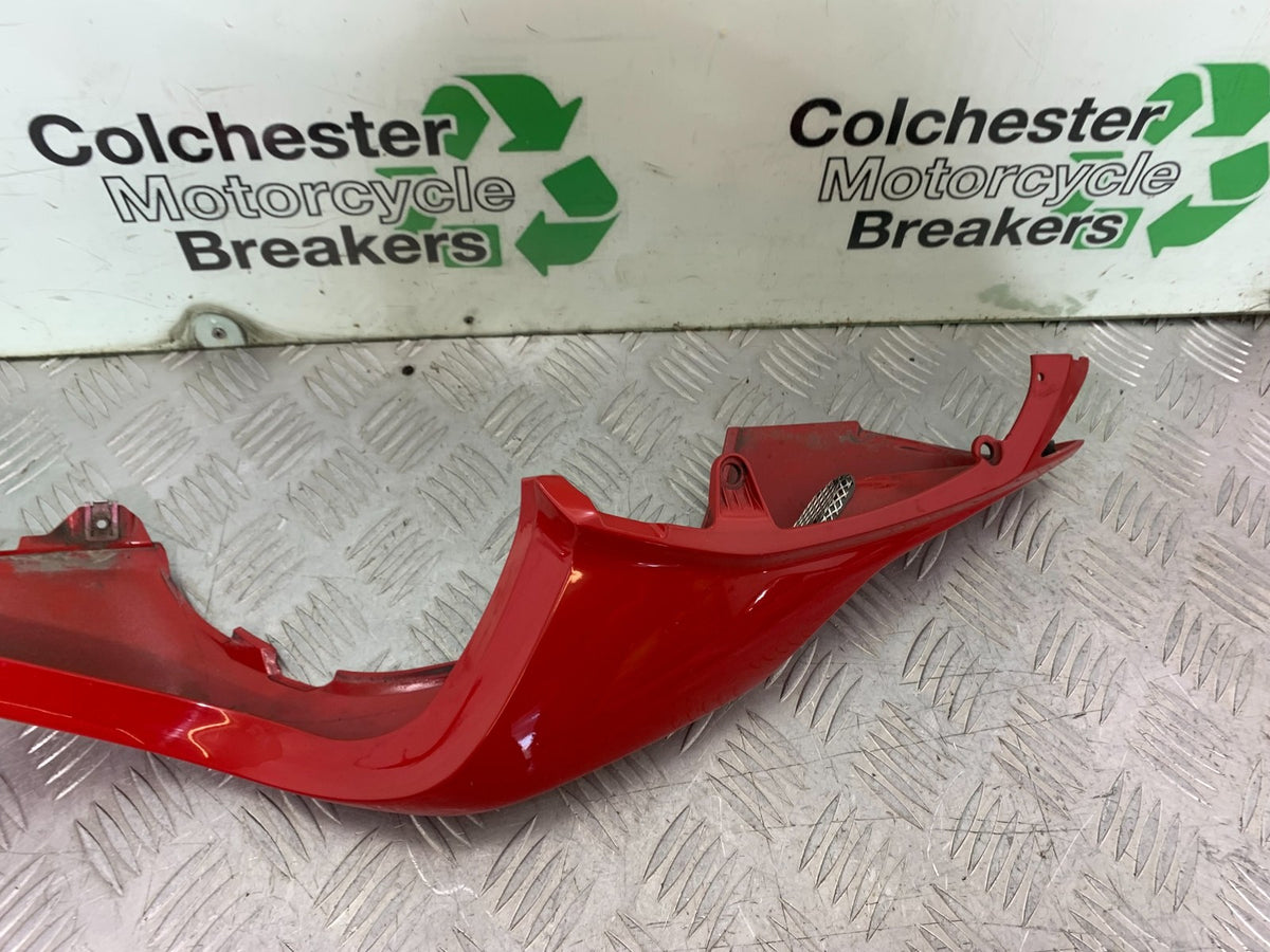 MV AGUSTA 675 F3 LEFT SEAT PANEL  YEAR 2012-2016 (CMB1302)