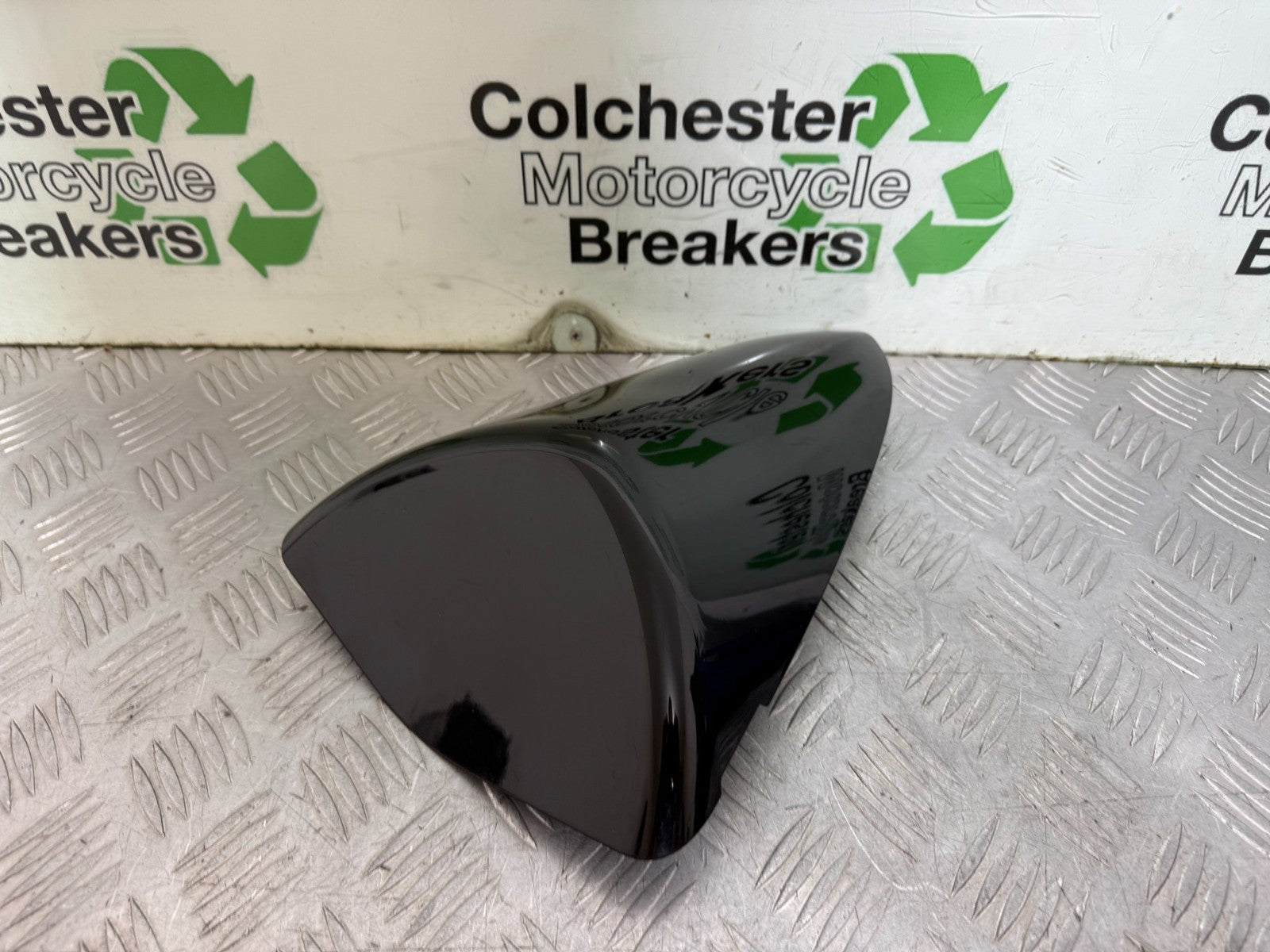 KAWASAKI ZX6R ZX6 R P7F P8F REAR SEAT COVER COWL YEAR 2007 2008