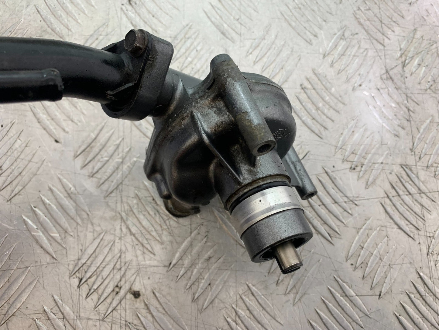 TRIUMPH TROPHY 900 WATER PUMP   YEAR 1991-95 (CMB1251)