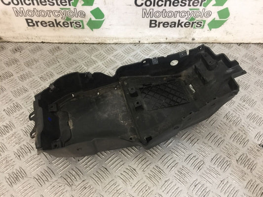 TRIUMPH 1050 SPEED TRIPLE UNDERTRAY YEAR 2012-2015 (STOCK 752)