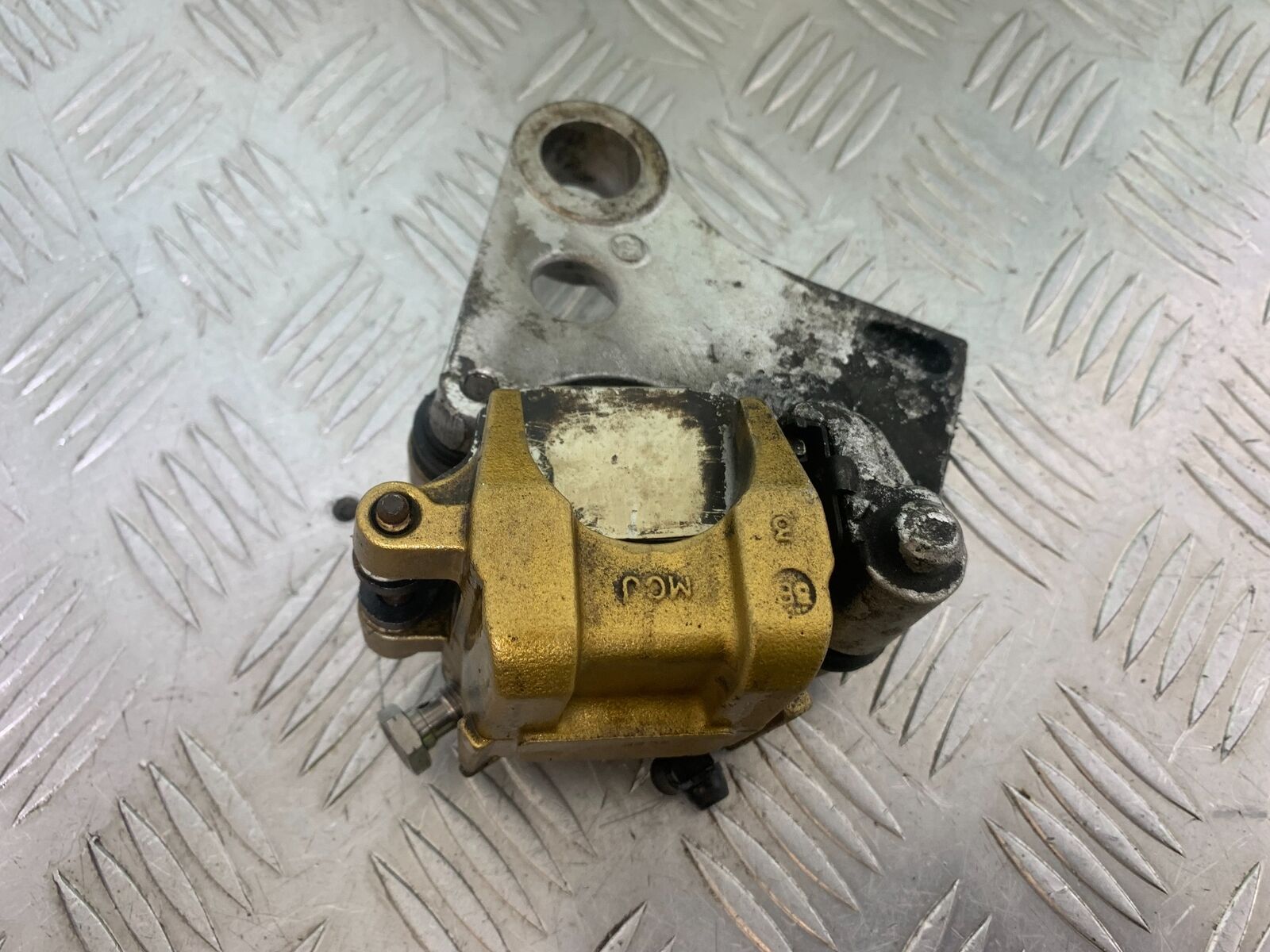 HONDA CBR600 CBR 600 RR REAR CALIPER  YEAR 2003-2004 CMB1086)