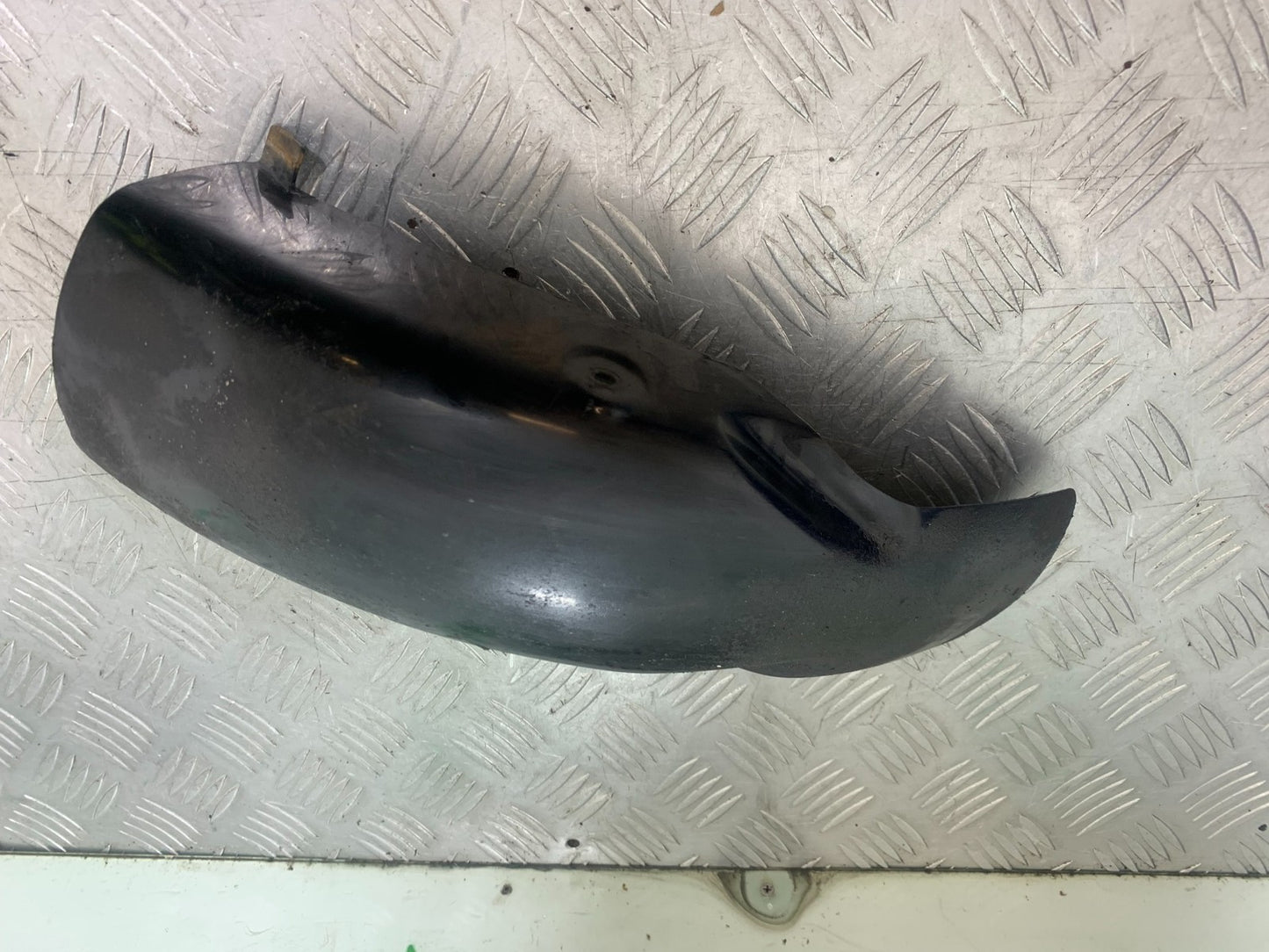 SUZUKI GP100 GP 100 INNER MUDGUARD  YEAR 1978-1988 (CMB1259)