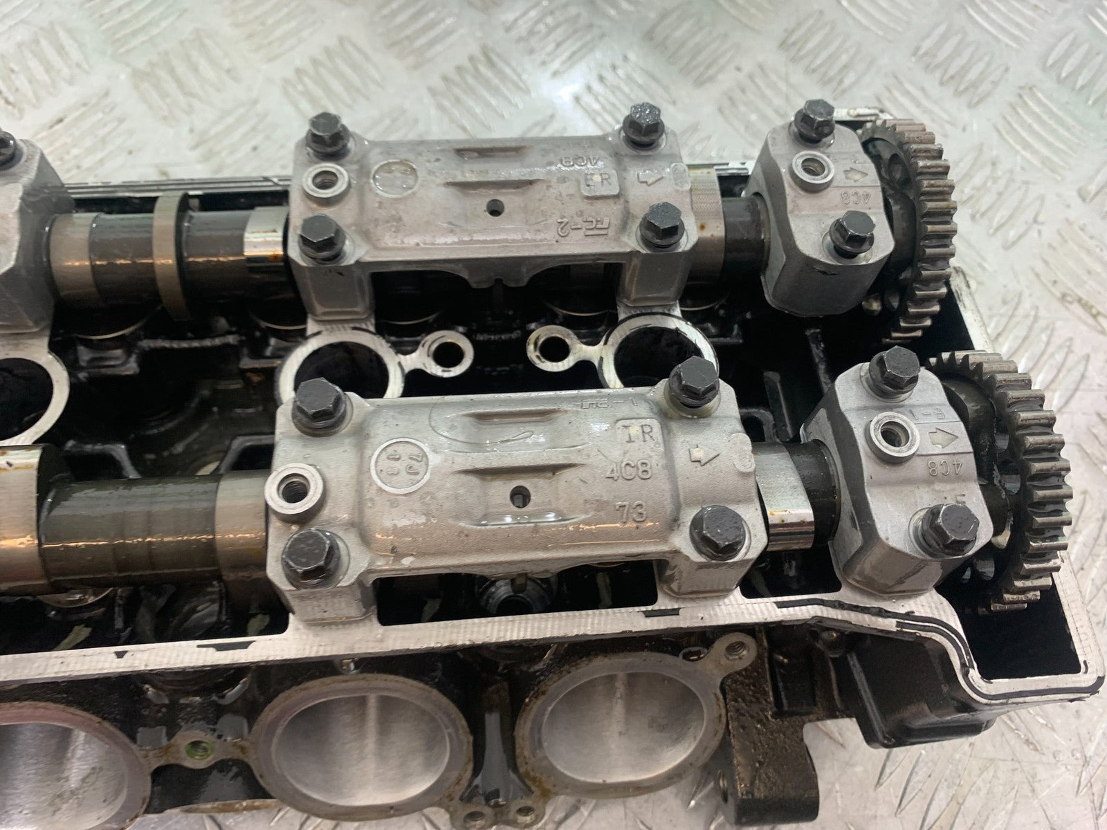 YAMAHA YZF R1 4C8 CYLINDER HEAD AND CAMSHAFTS   YEAR 2007-2008 (CMB1237)