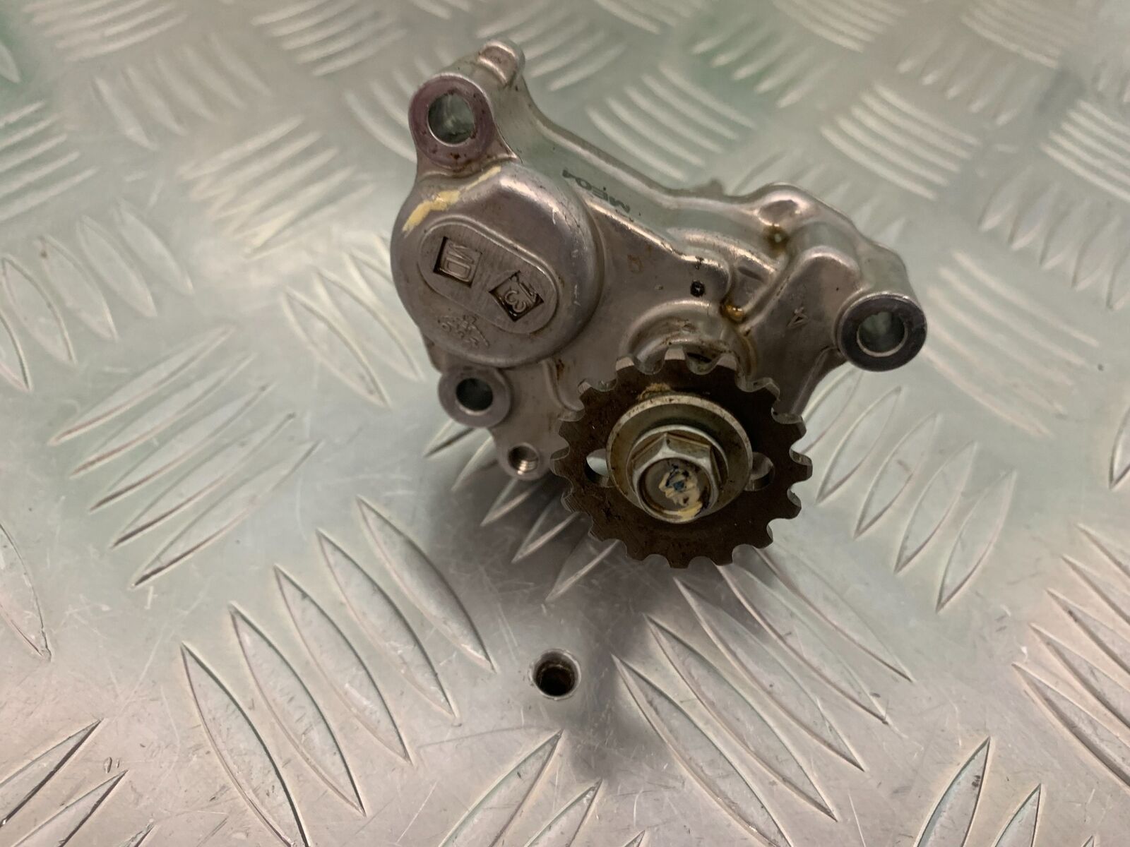 HONDA CB500 f CB500F OIL PUMP  YEAR 2022 (STOCK 951)