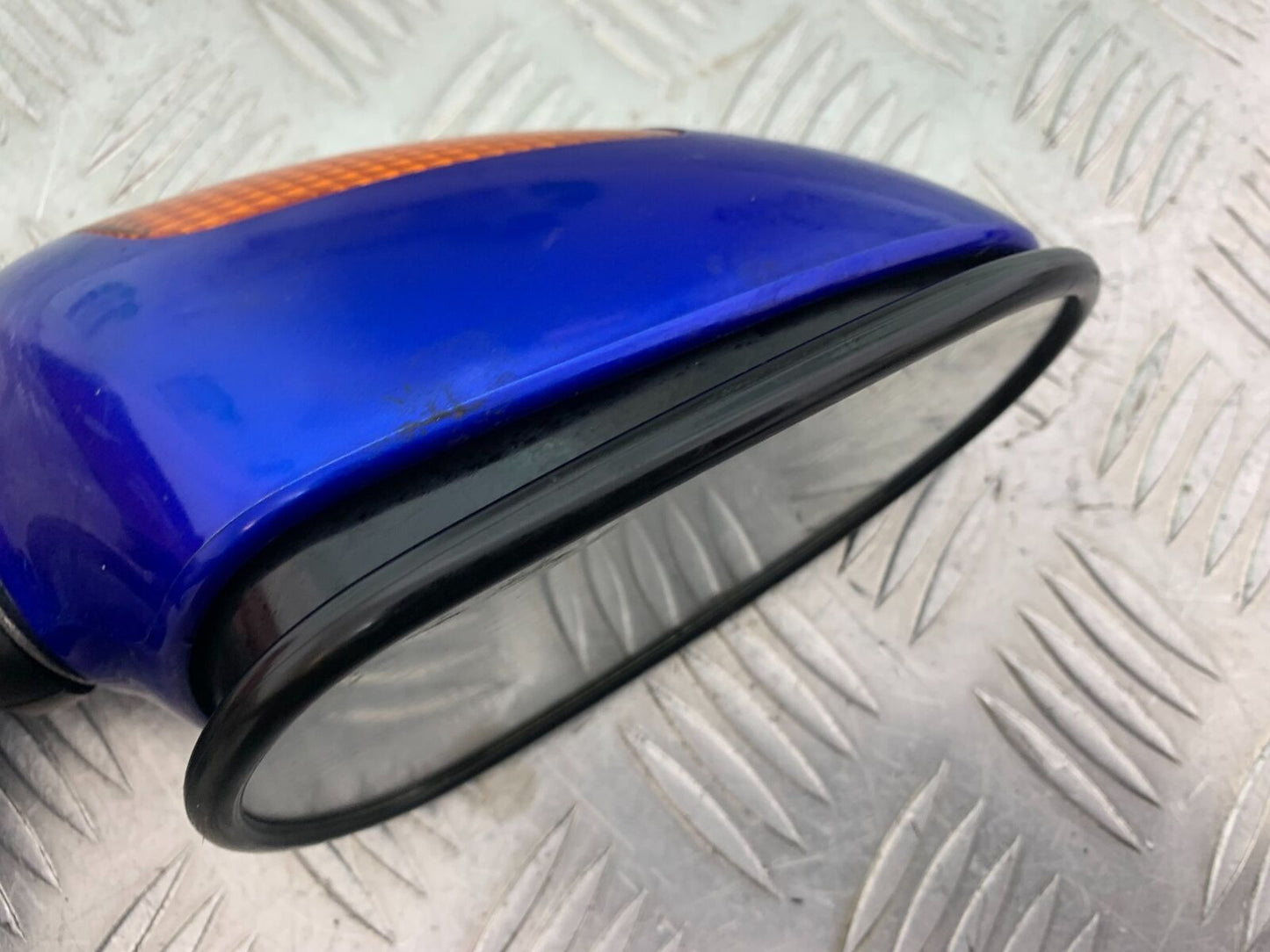 HONDA CBR1100 BLACKBIRD RIGHT MIRROR     YEAR 1999-2005 (CMB1103)