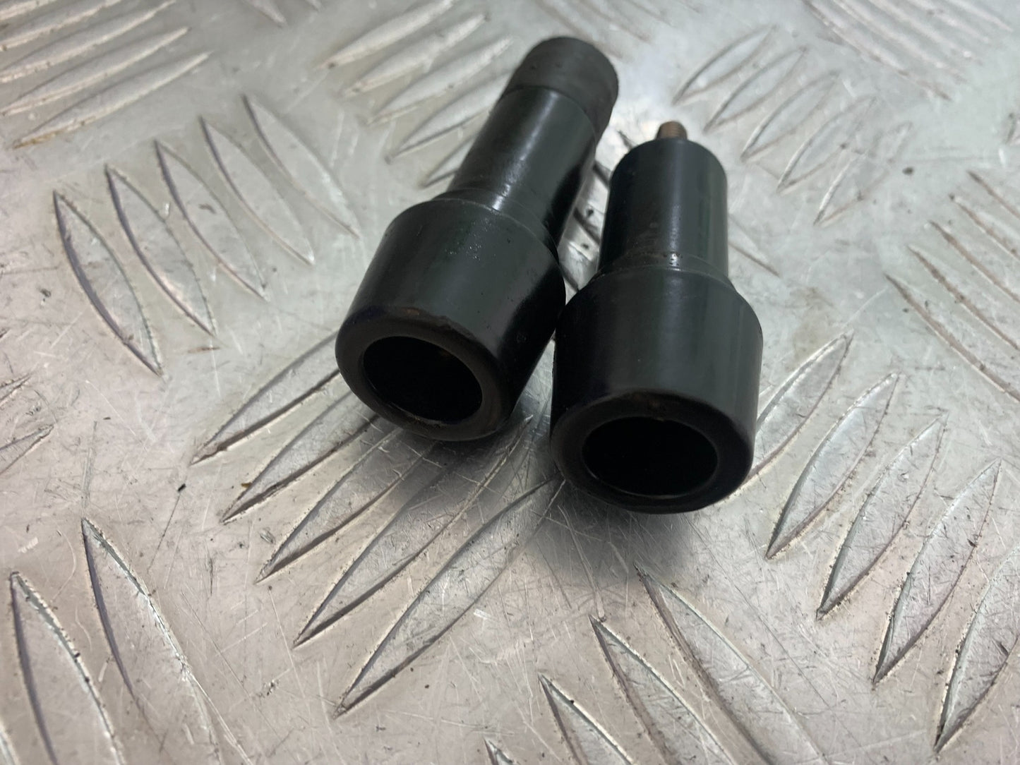 MV AGUSTA 800 F3 BAR END WEIGHTS   YEAR 2013-2016 (CMB1152)