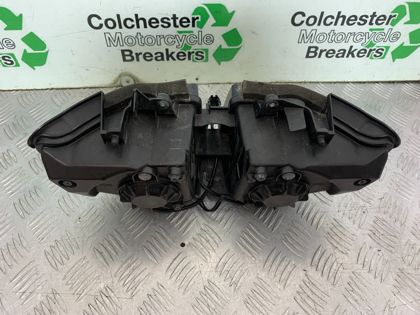 HONDA CBR1000 RR HEADLIGHT  YEAR 2008-2011 (CMB1330)
